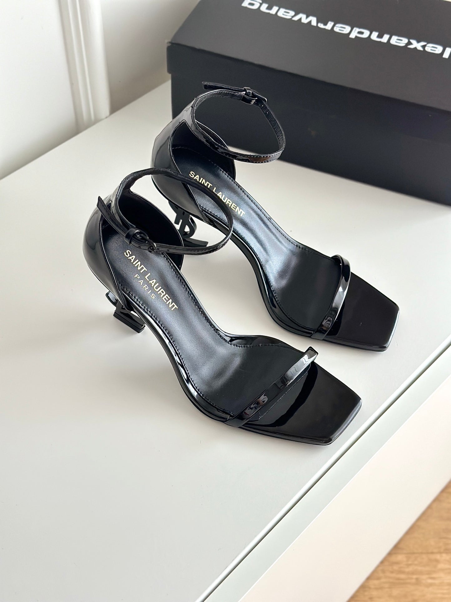 YSL-046shoes
