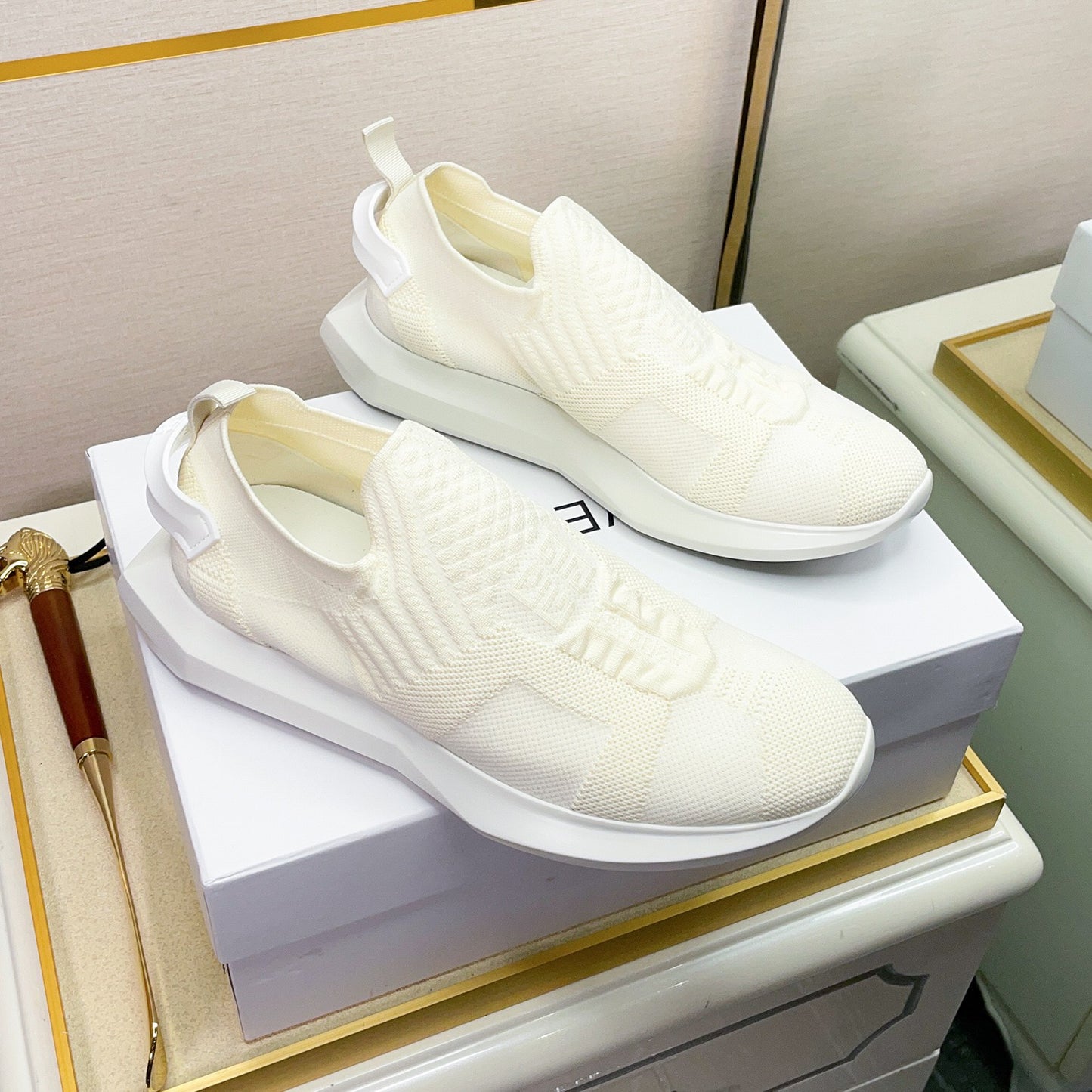GIVENCHY 100-shoes