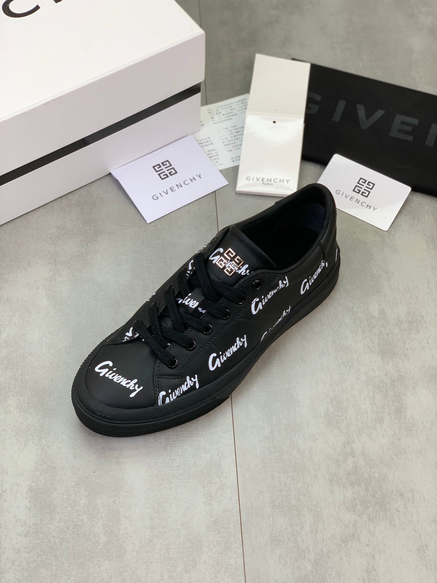 GIVENCHY 005-shoes