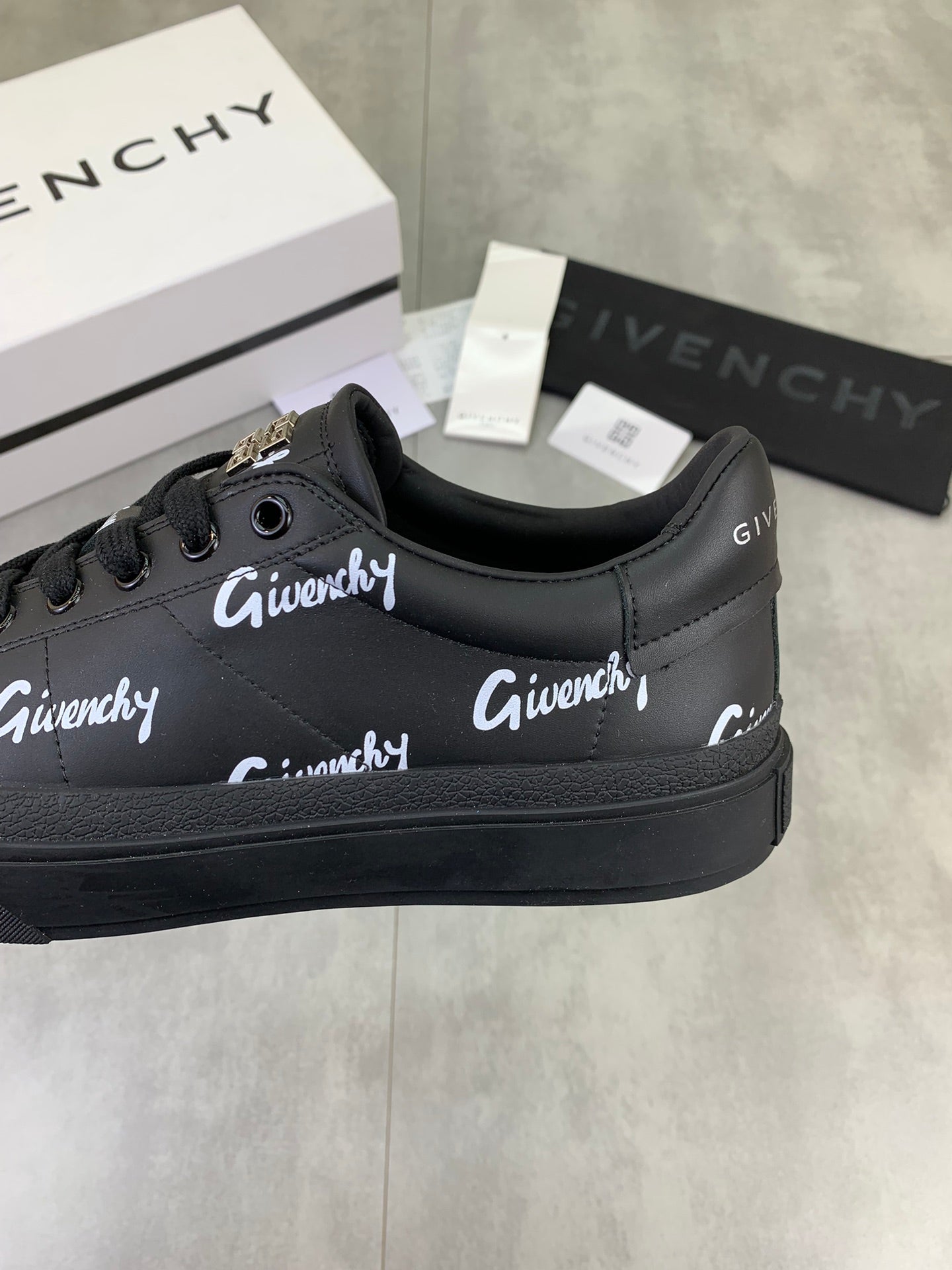GIVENCHY 005-shoes