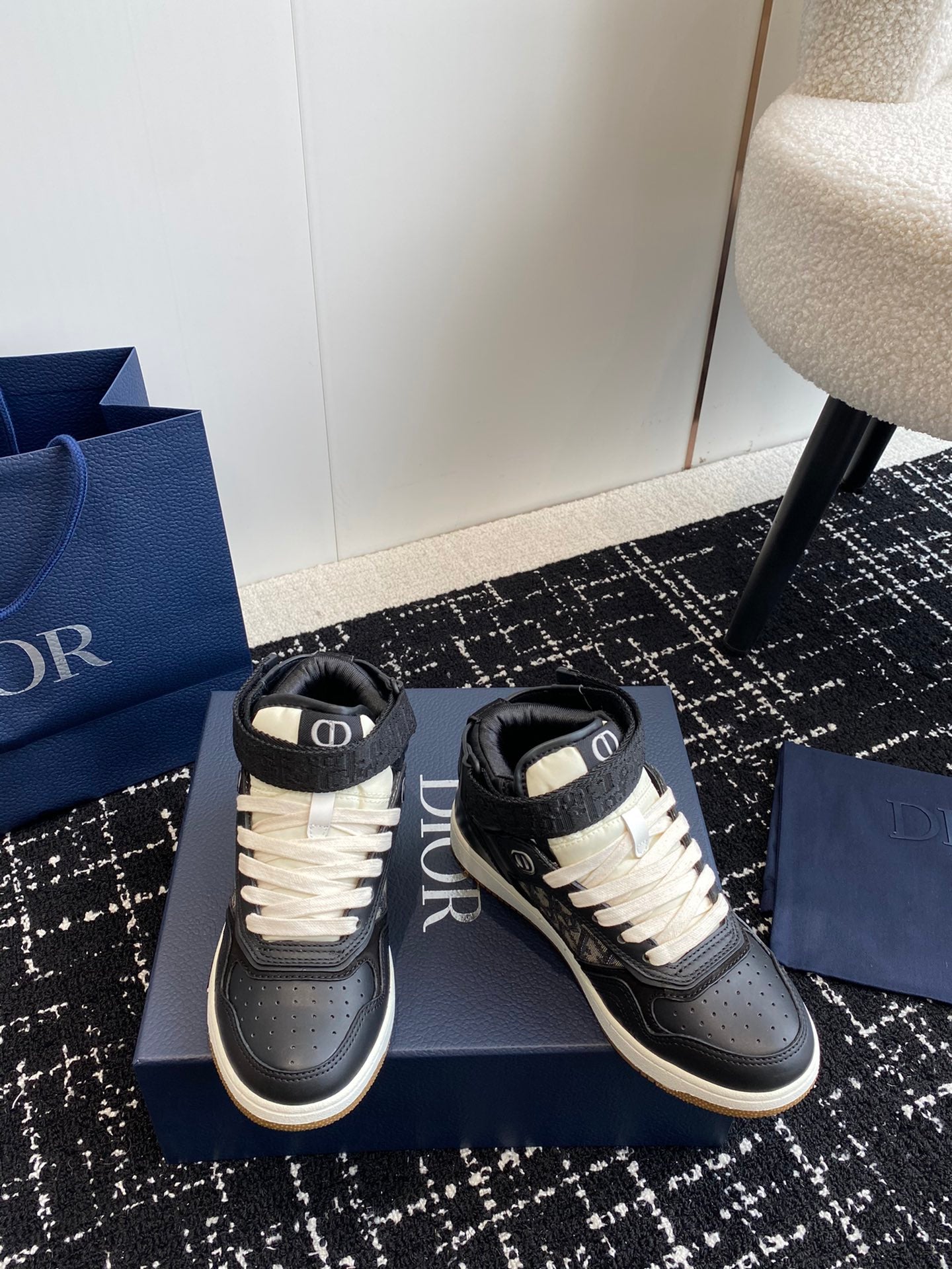 DIOR-041shoes