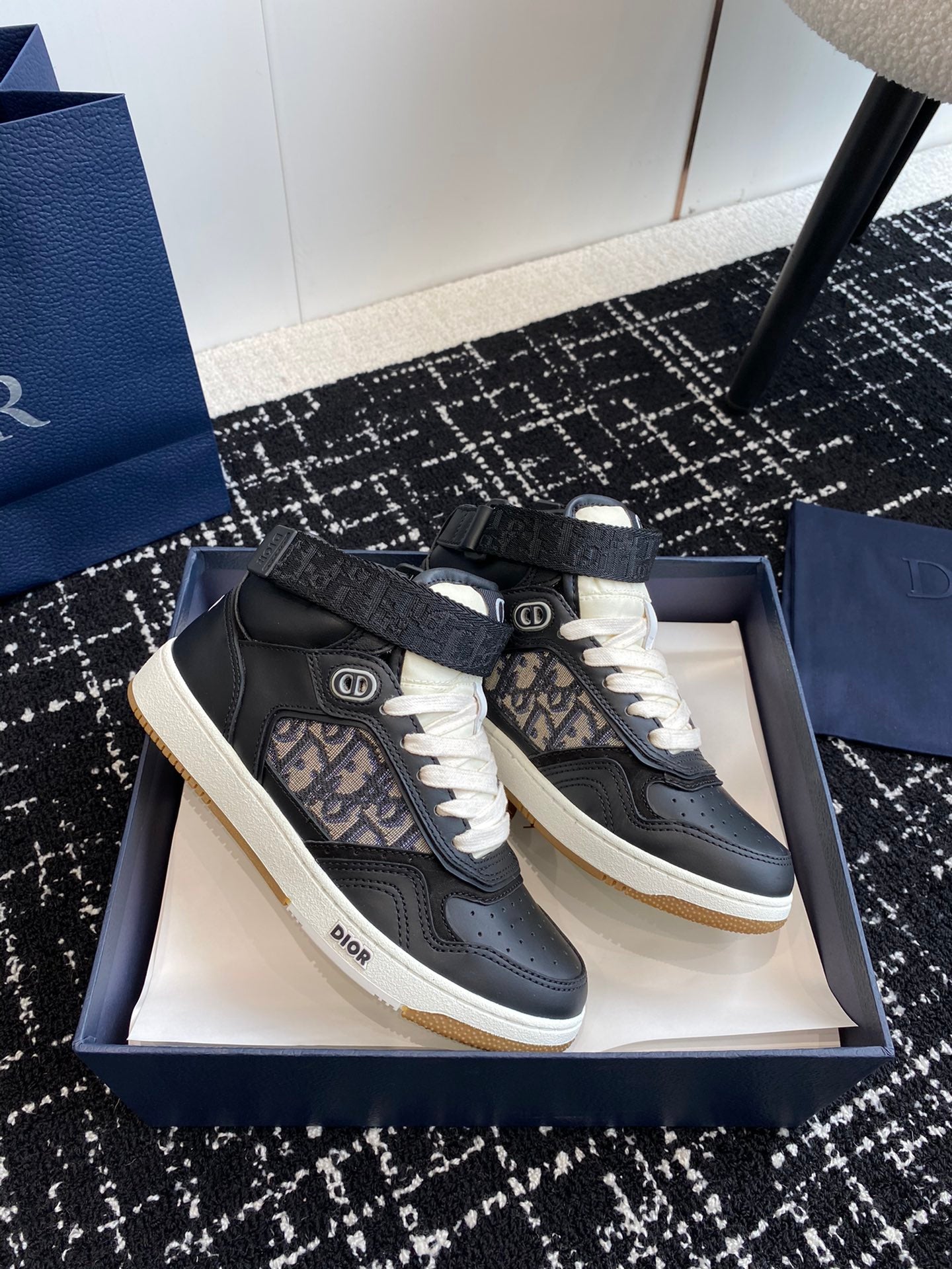 DIOR-041shoes