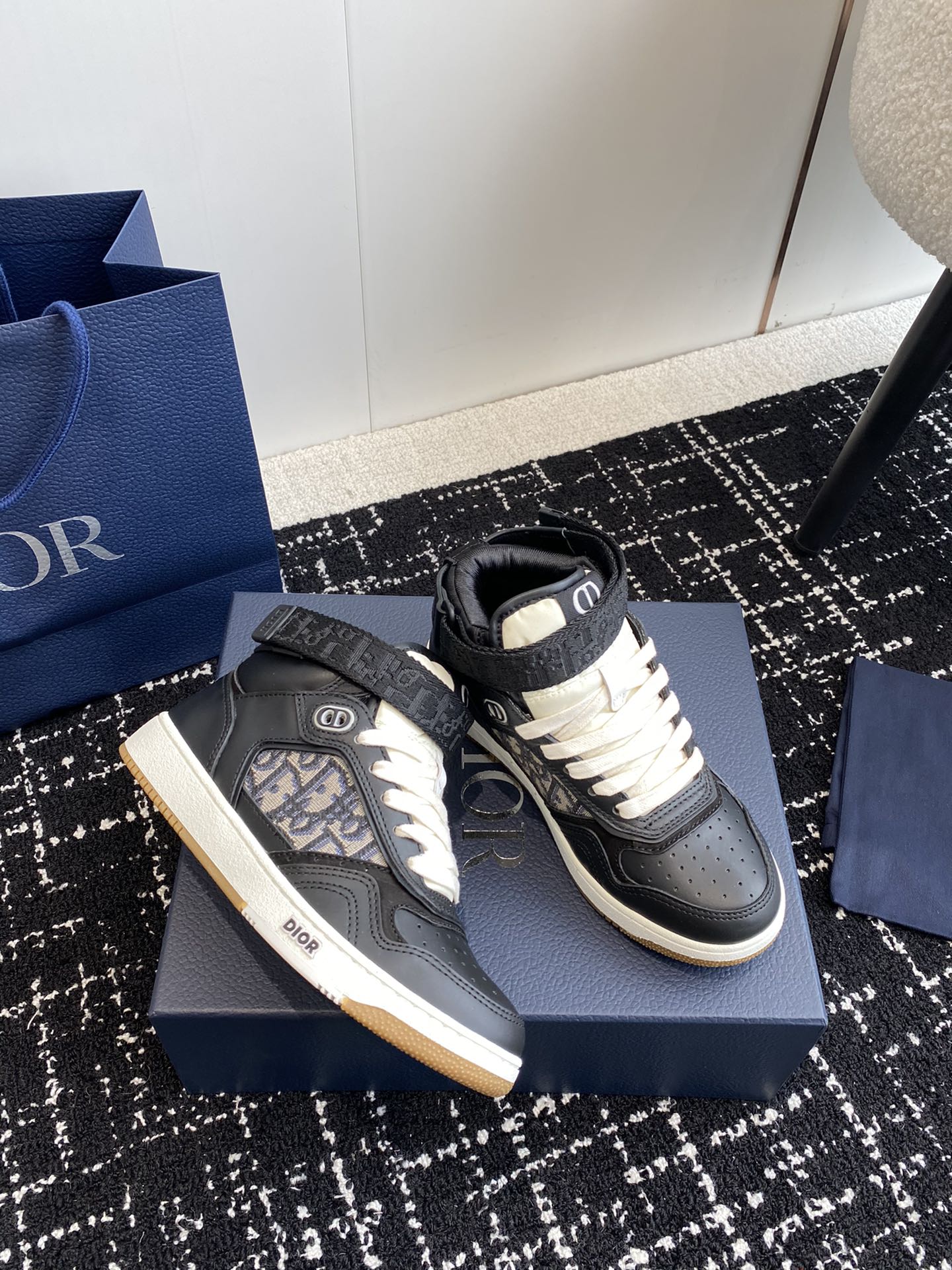 DIOR-041shoes