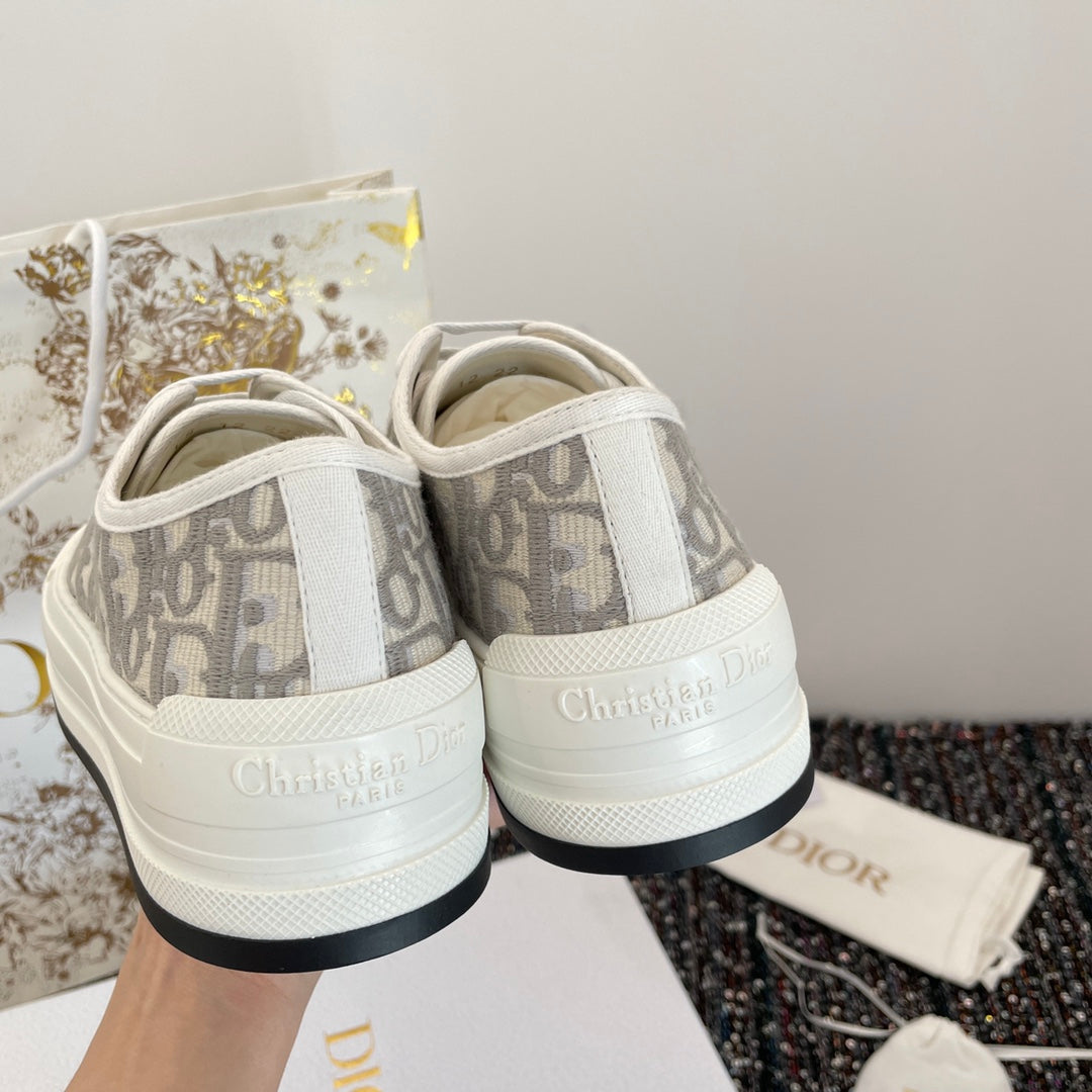 DIOR-047shoes