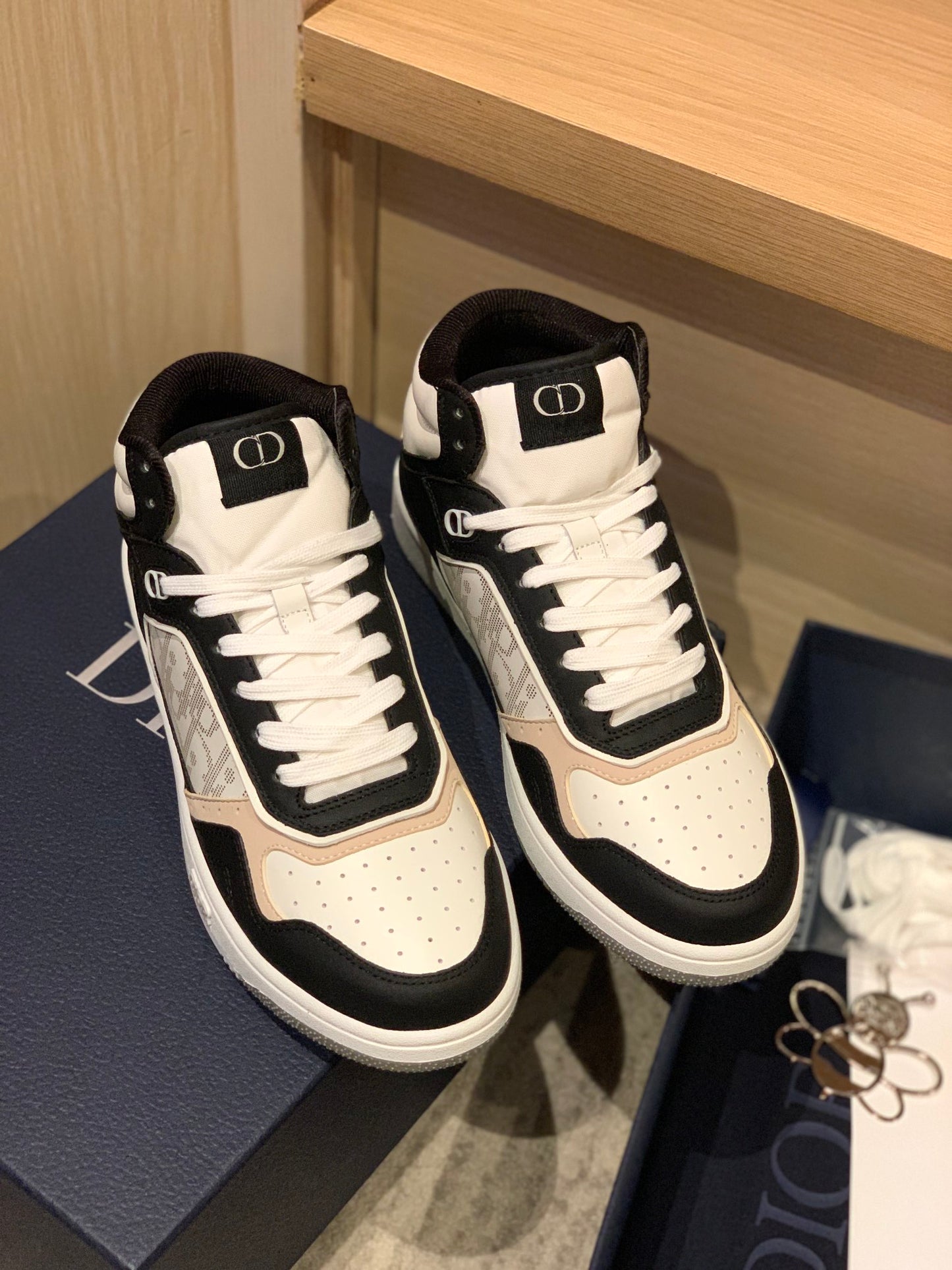 DIOR-058shoes