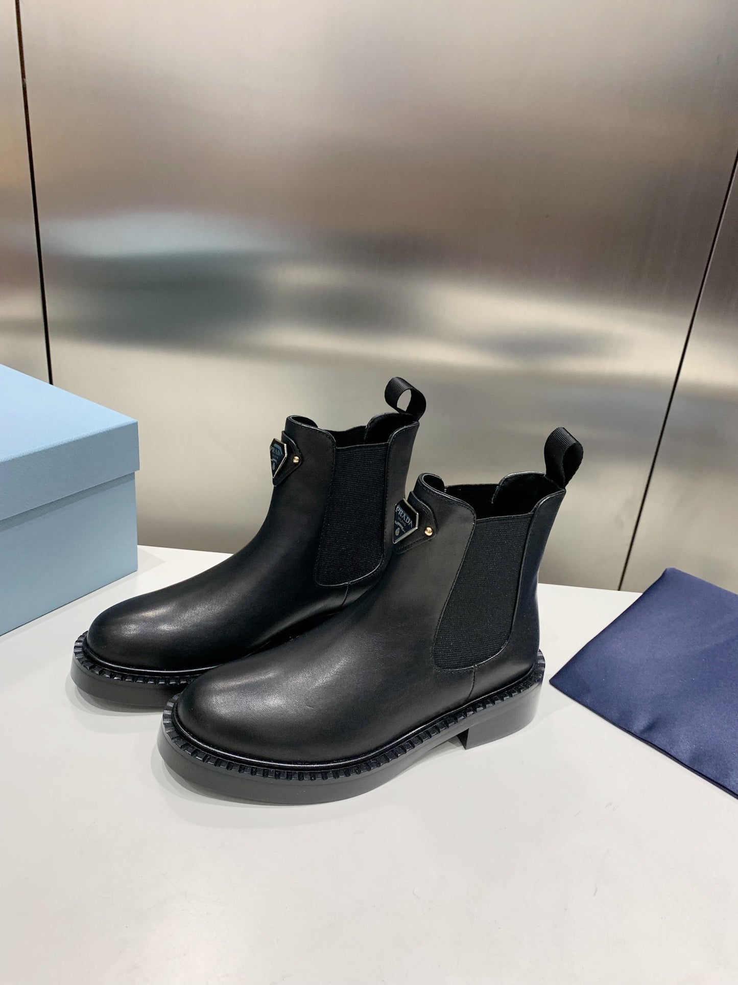PRADA-001Shoes