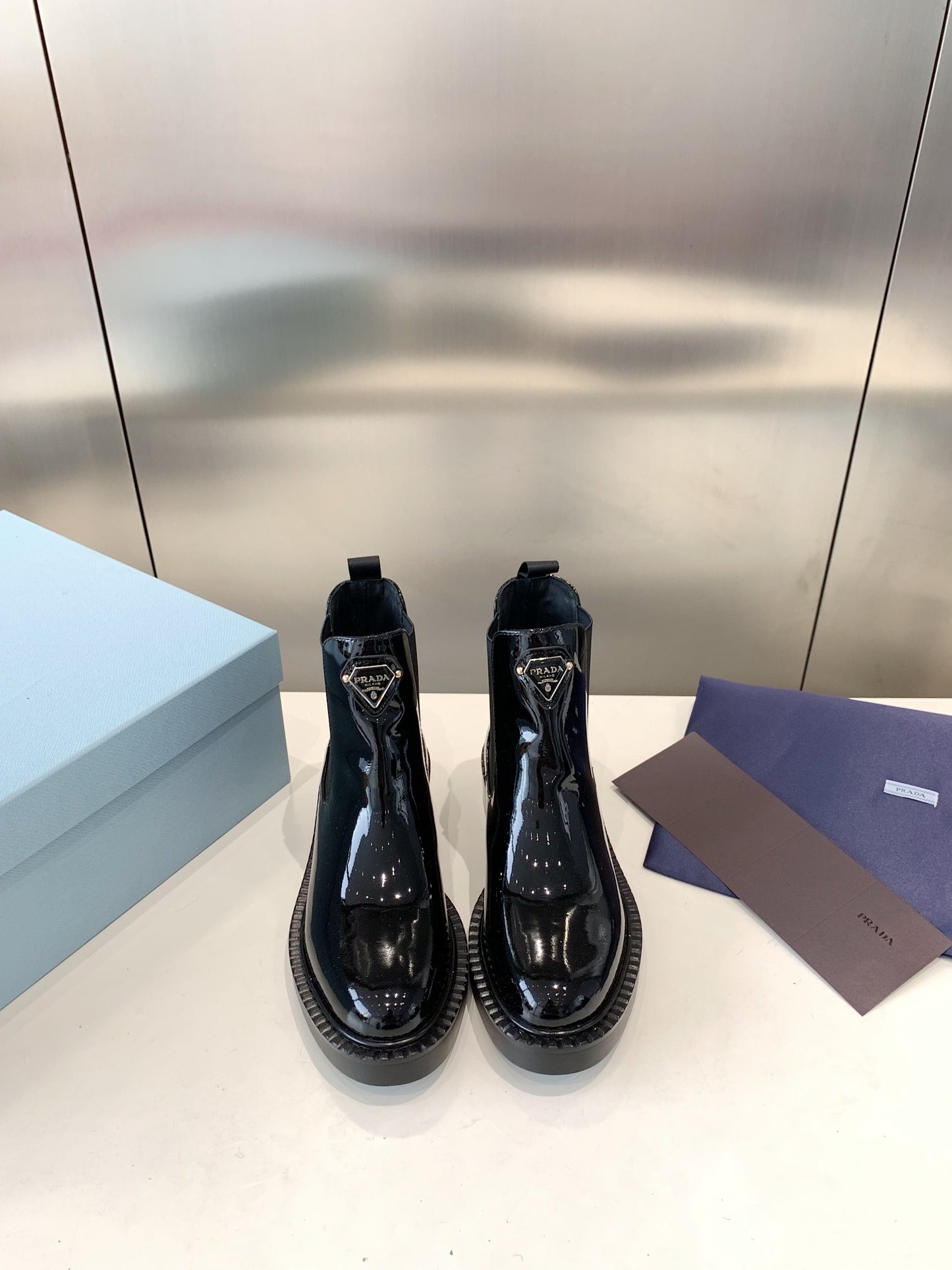 PRADA-003Shoes