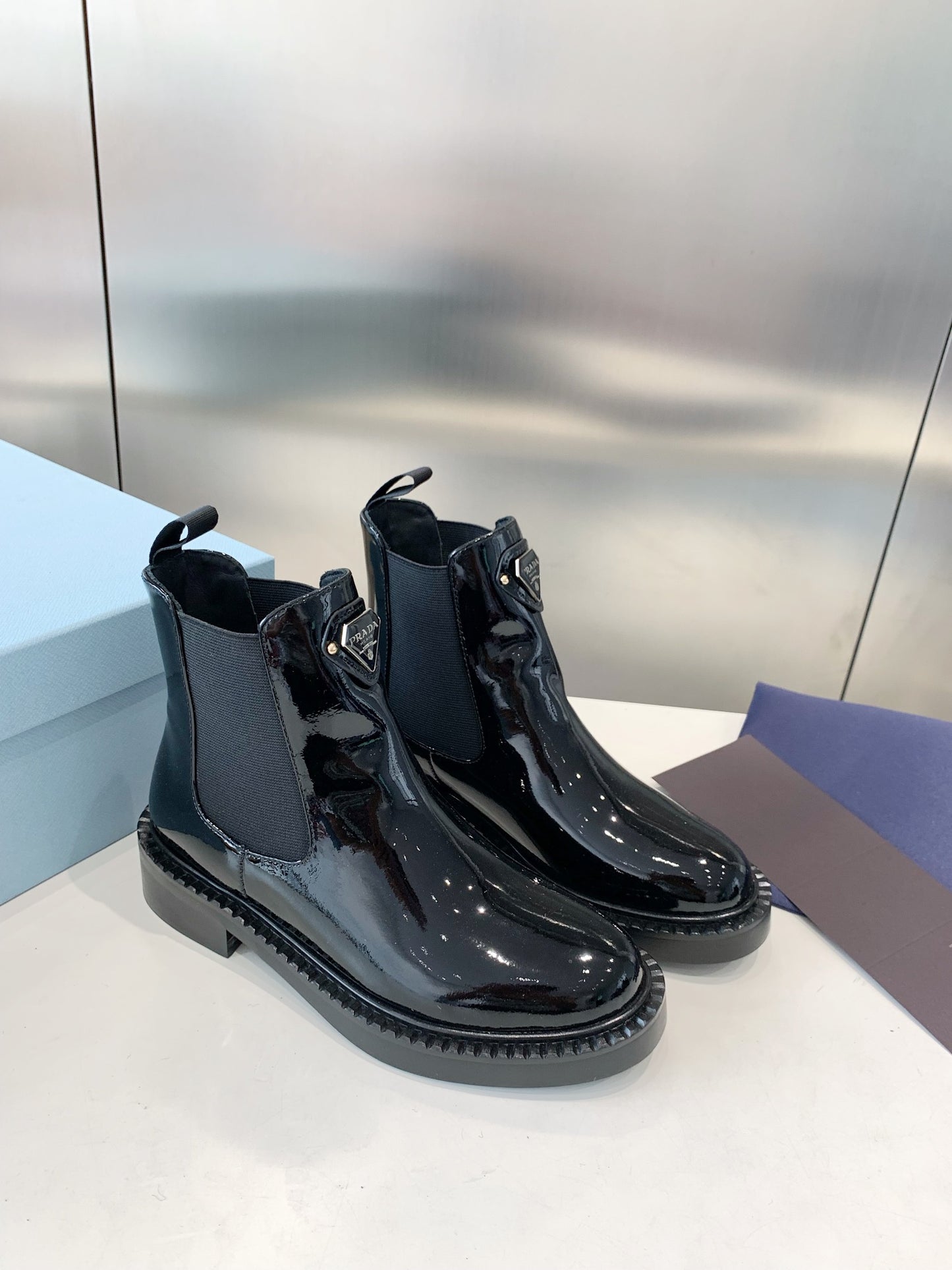 PRADA-003Shoes