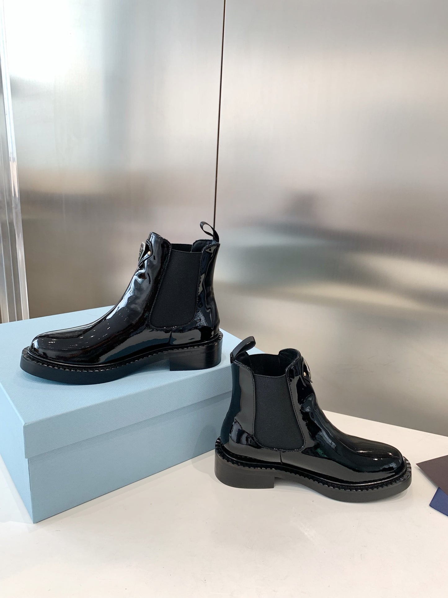 PRADA-003Shoes