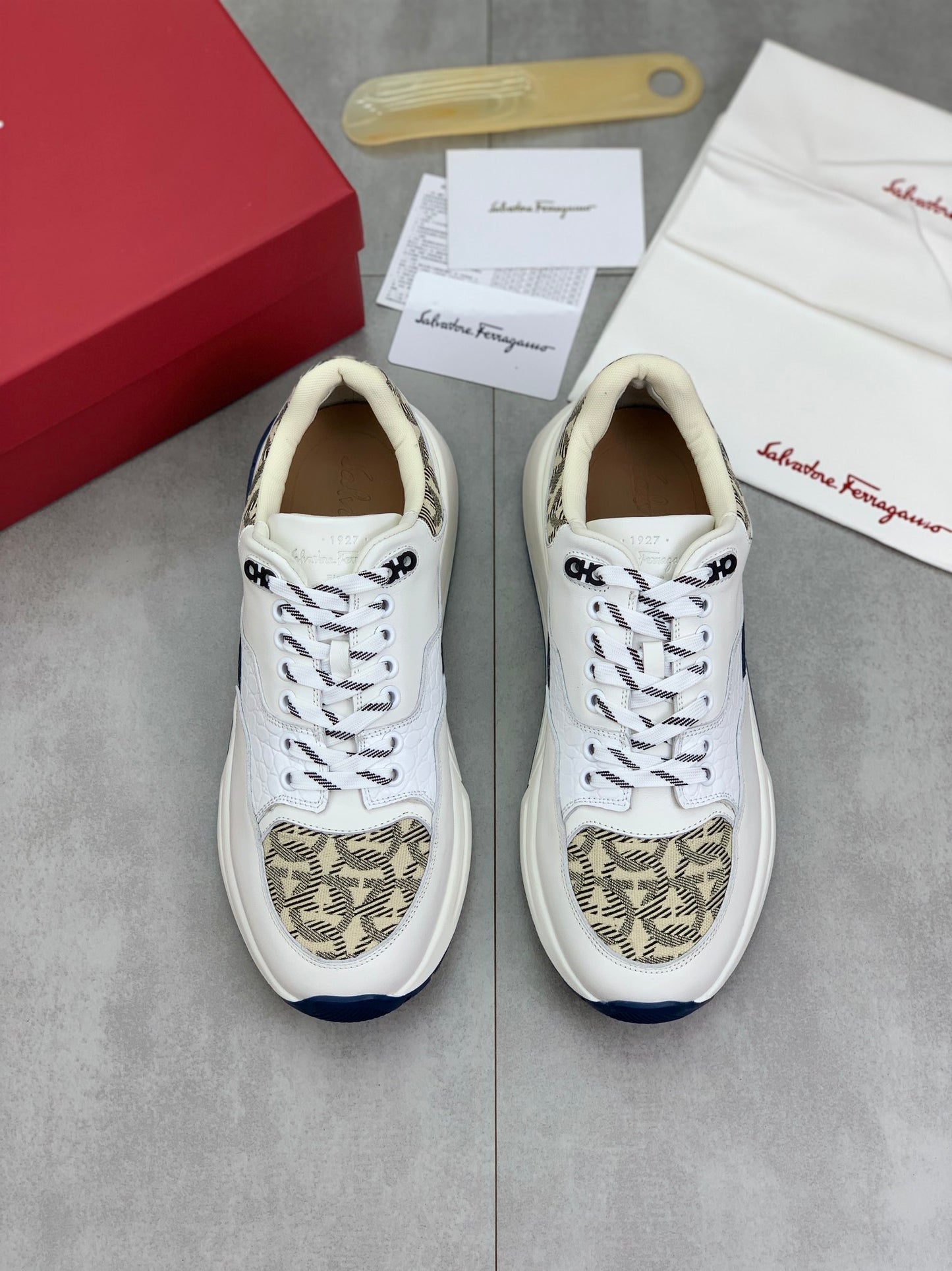 Ferragamo-015Shoes