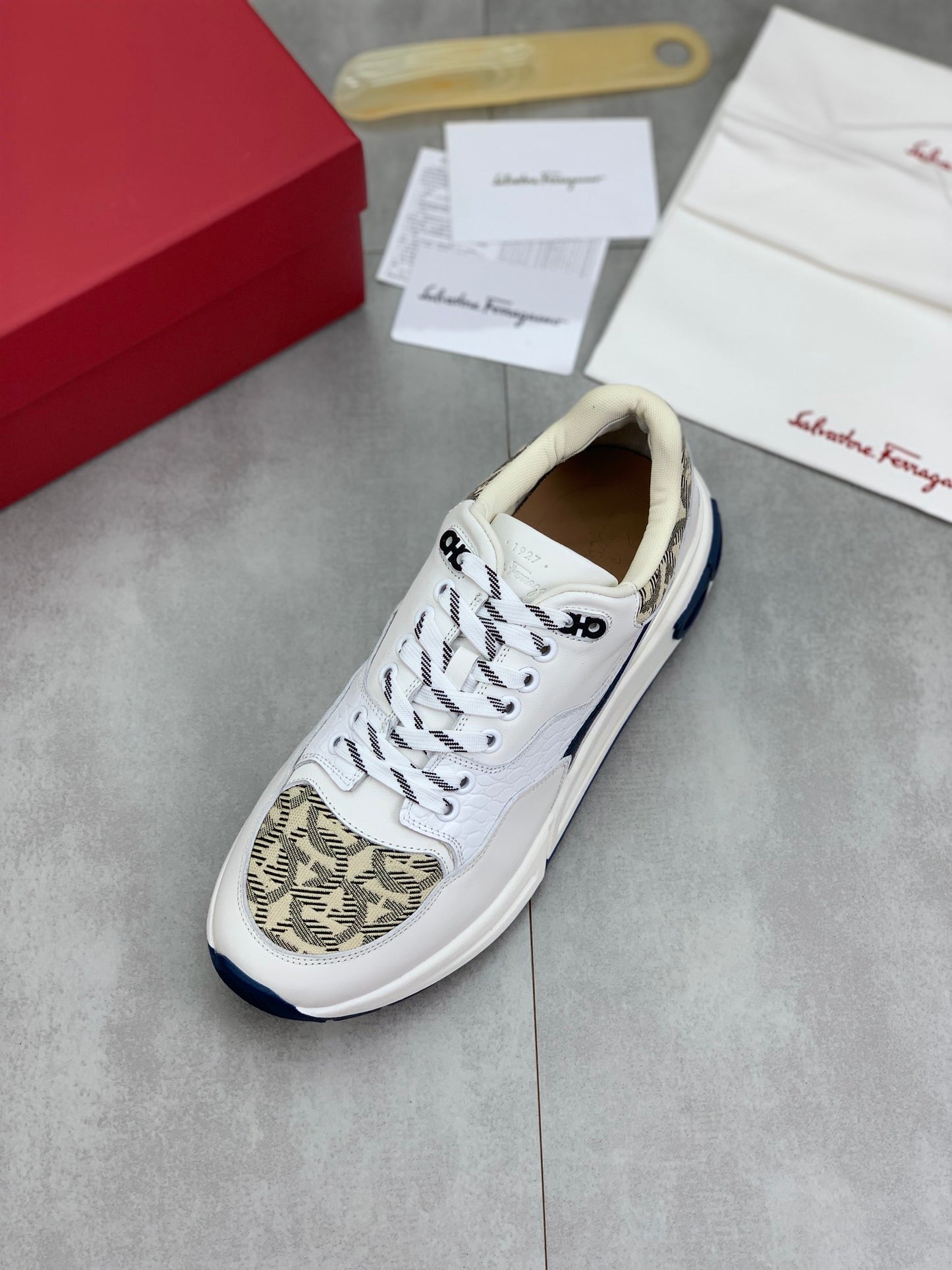 Ferragamo-015Shoes