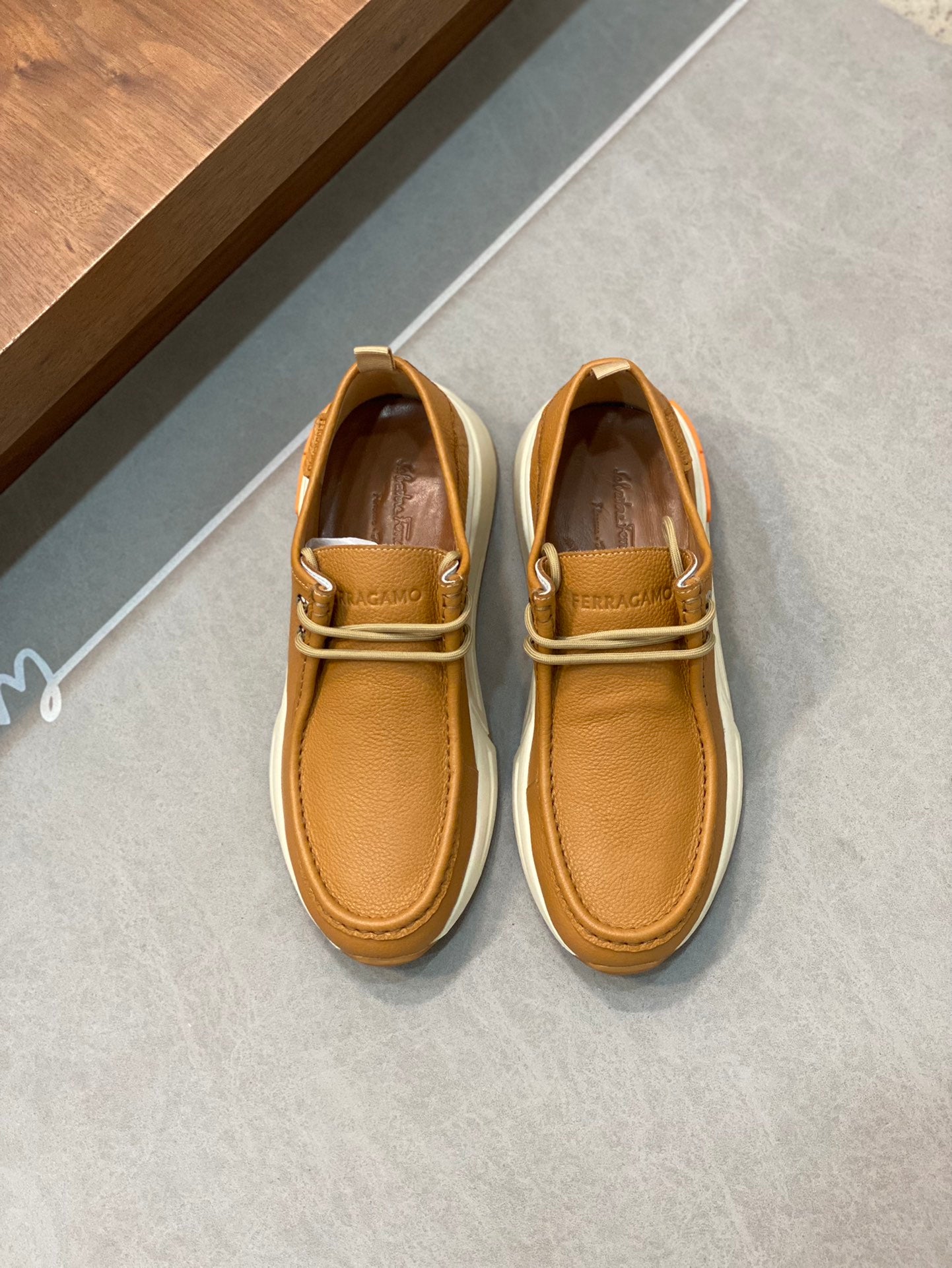 Ferragamo-020Shoes