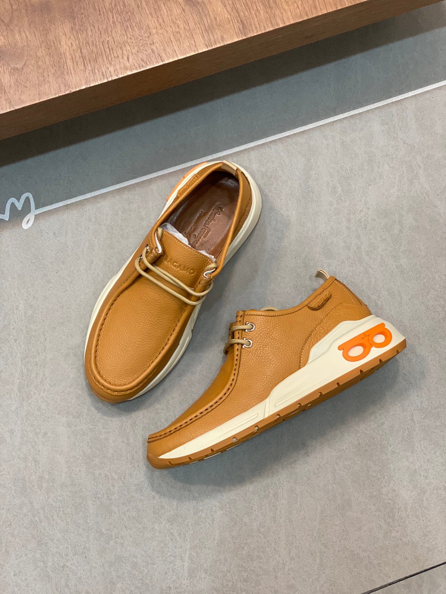 Ferragamo-020Shoes