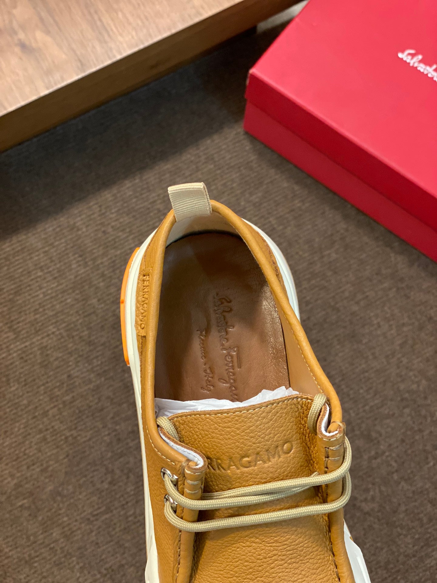 Ferragamo-020Shoes