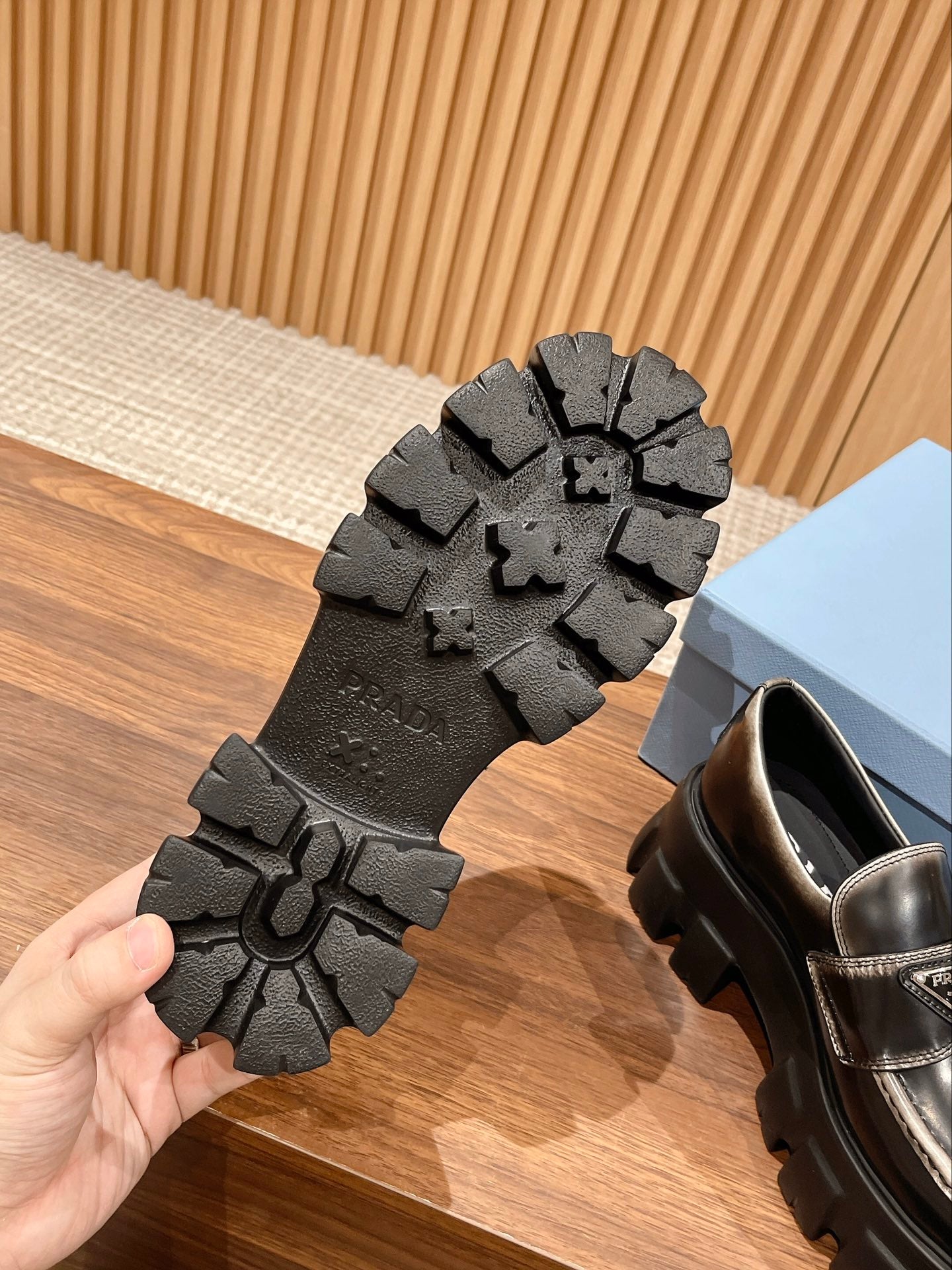 PRADA-004Shoes