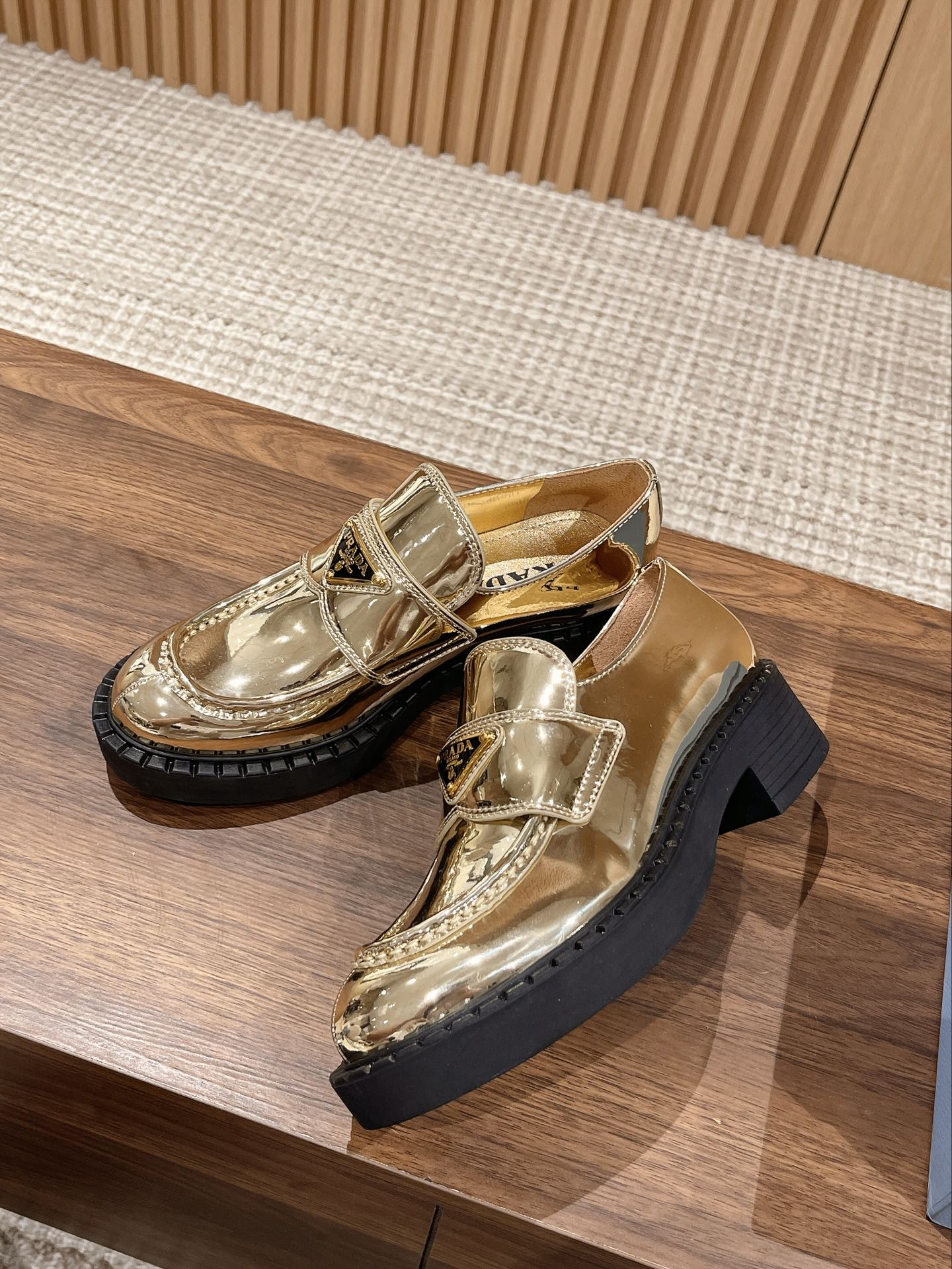 PRADA-006Shoes