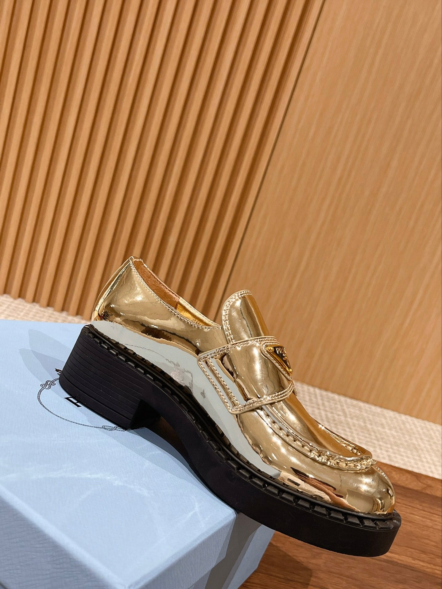 PRADA-006Shoes