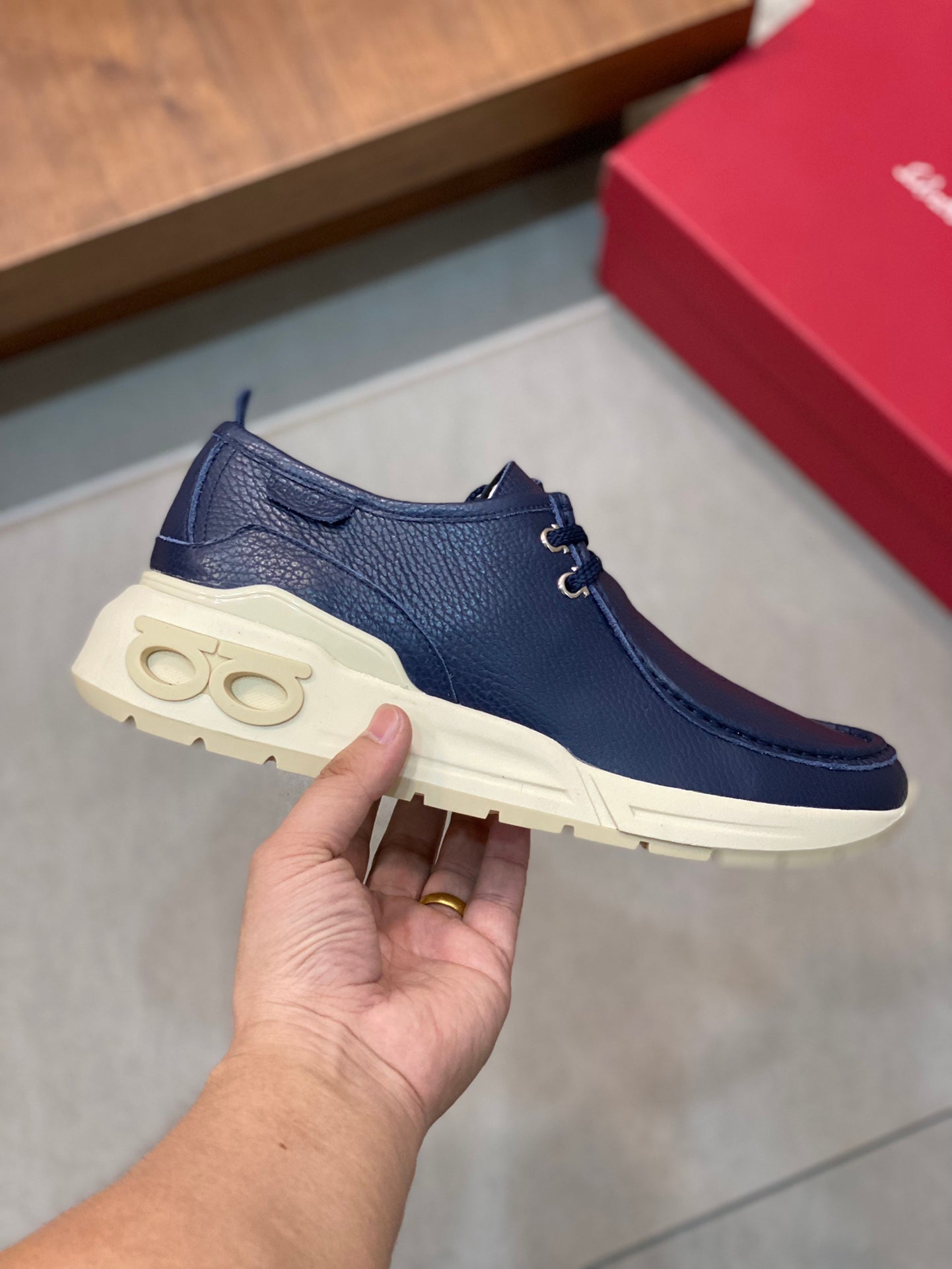 Ferragamo-021Shoes