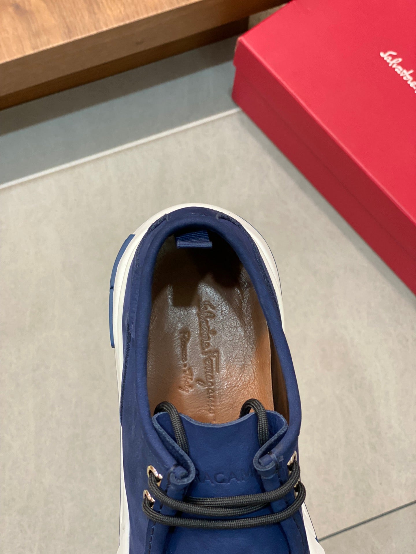 Ferragamo-023Shoes