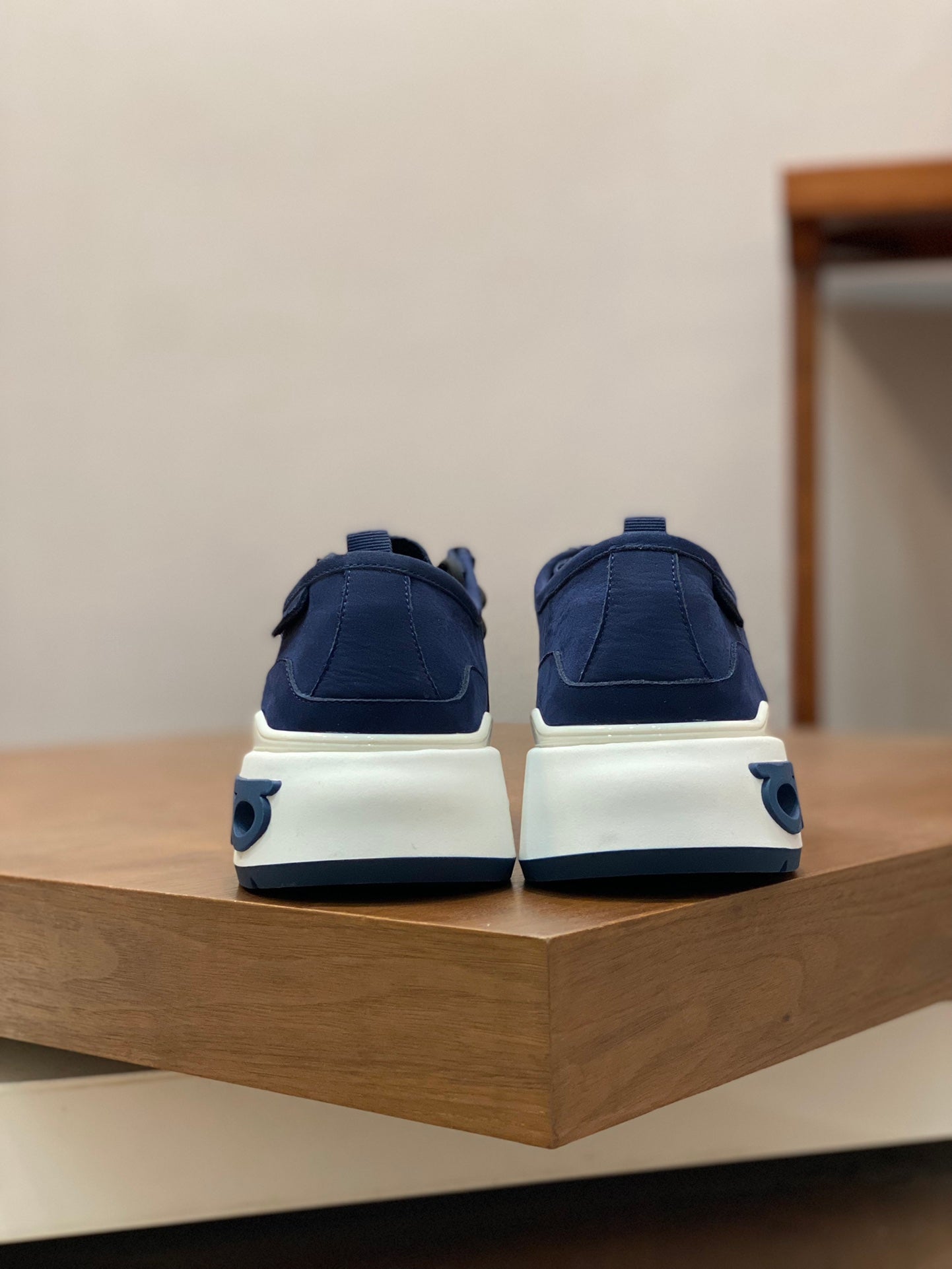 Ferragamo-023Shoes