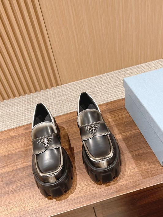 PRADA-010Shoes