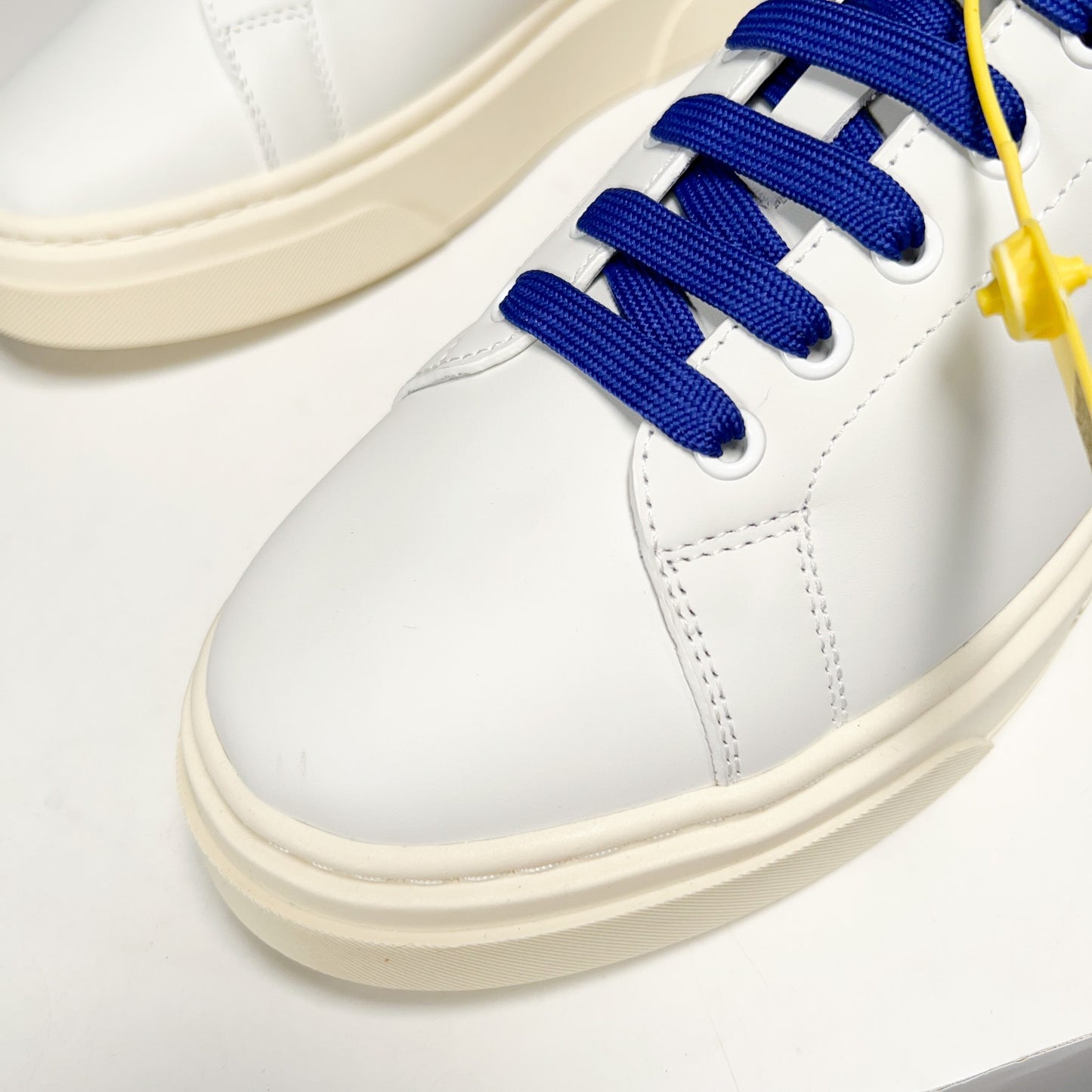 Ferragamo-030Shoes
