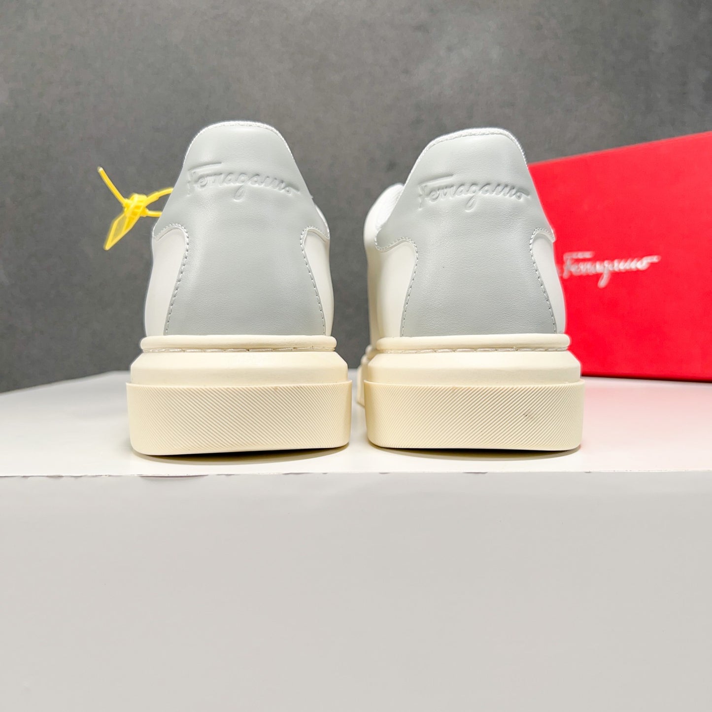 Ferragamo-032Shoes