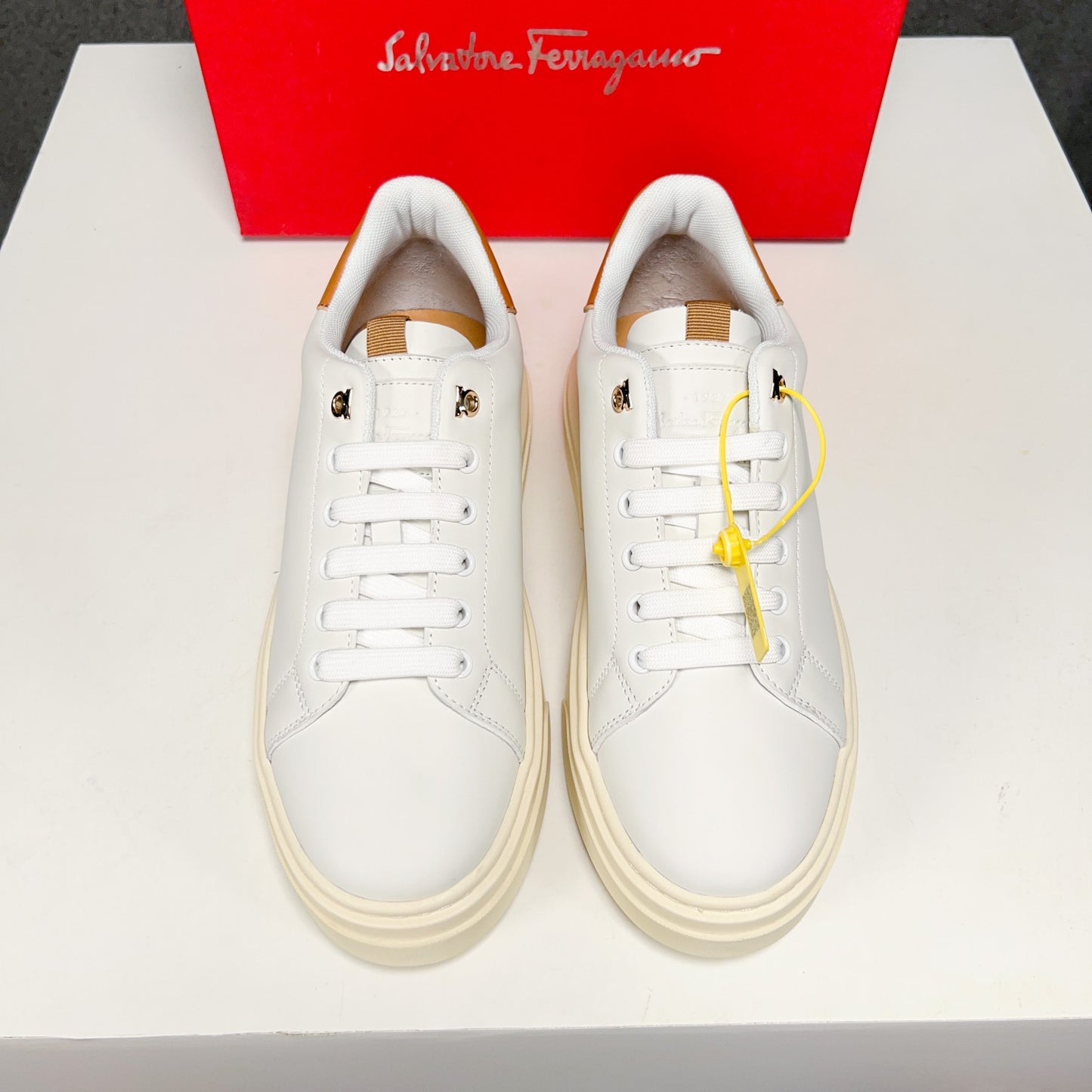 Ferragamo-033Shoes