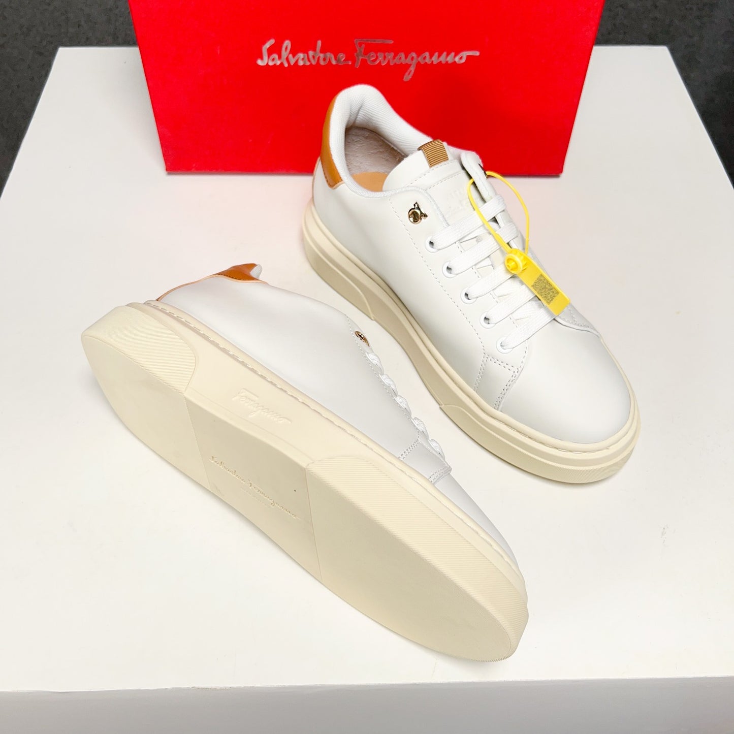 Ferragamo-033Shoes