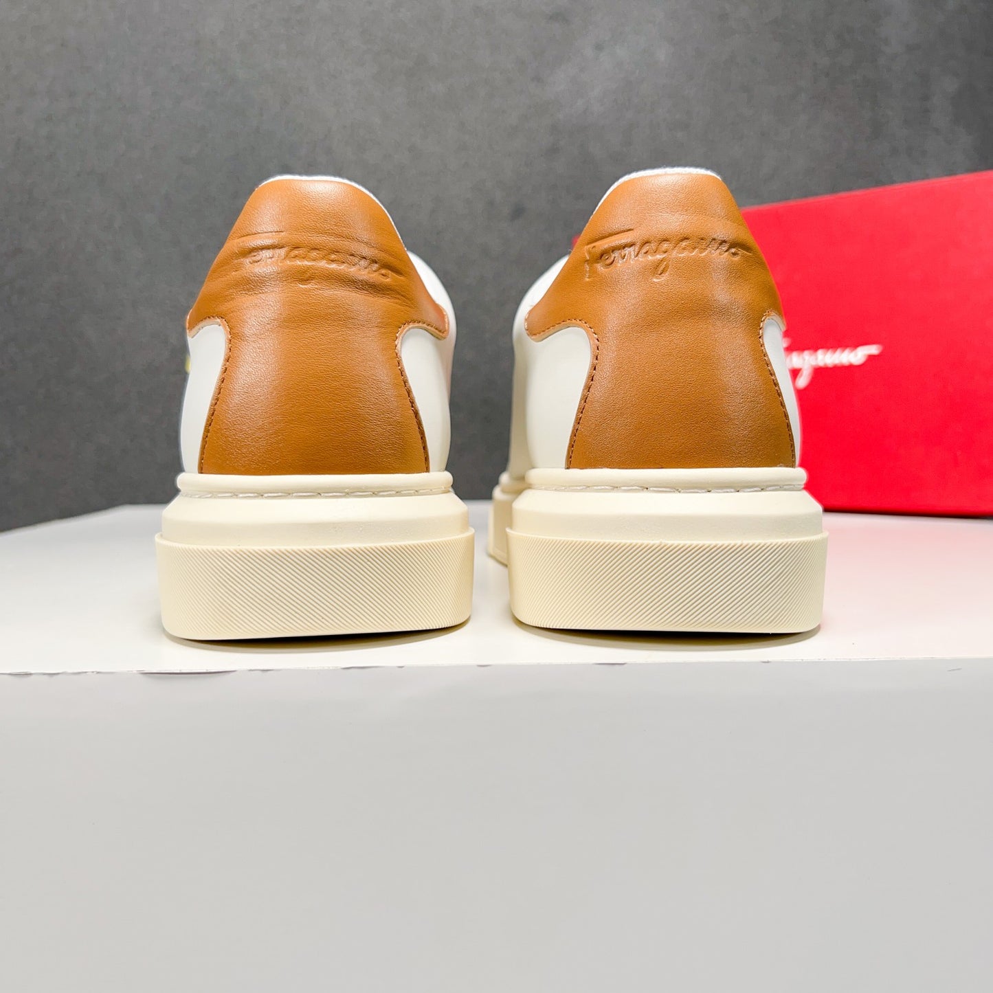 Ferragamo-033Shoes