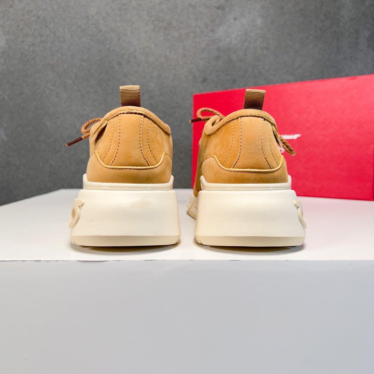 Ferragamo-037Shoes