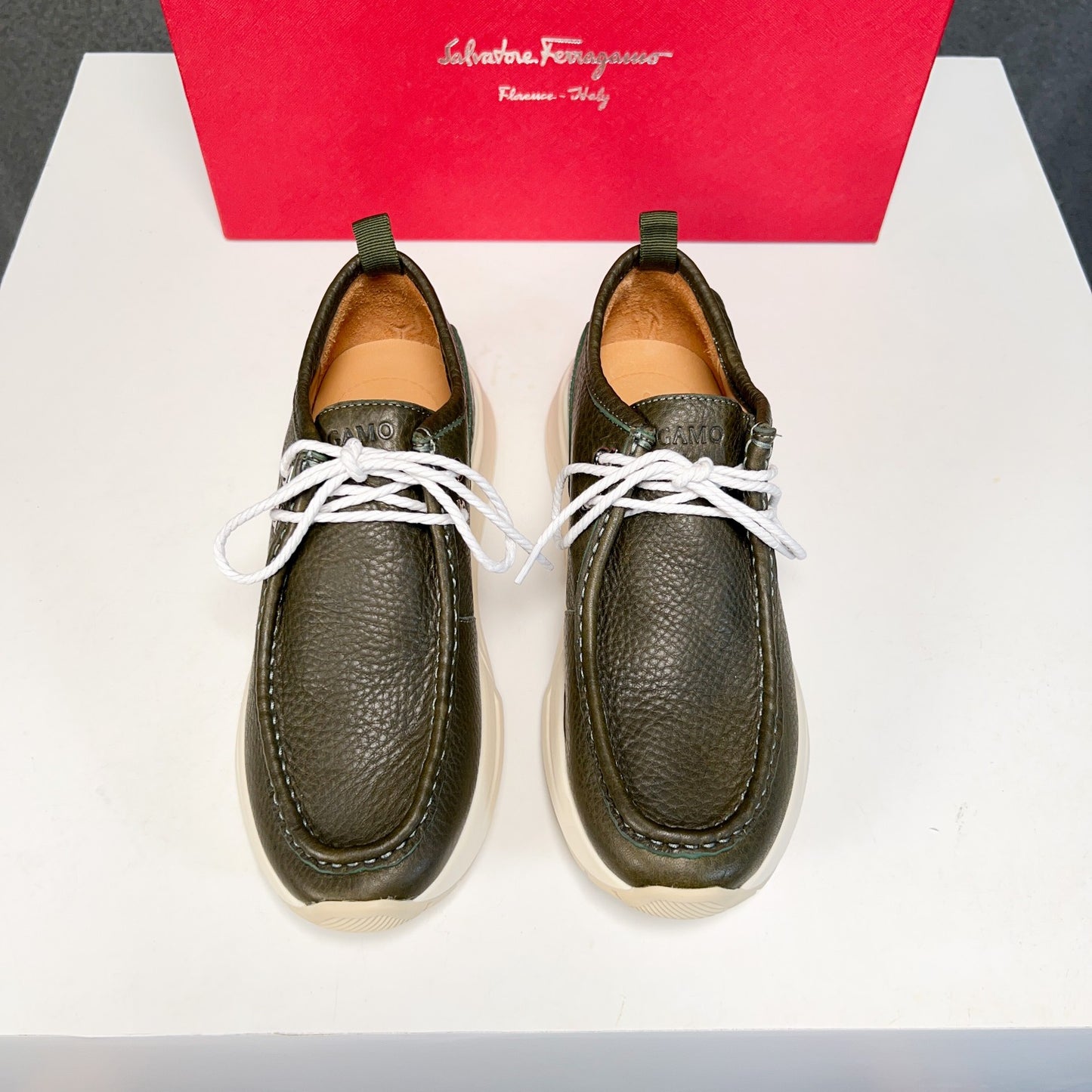 Ferragamo-040Shoes
