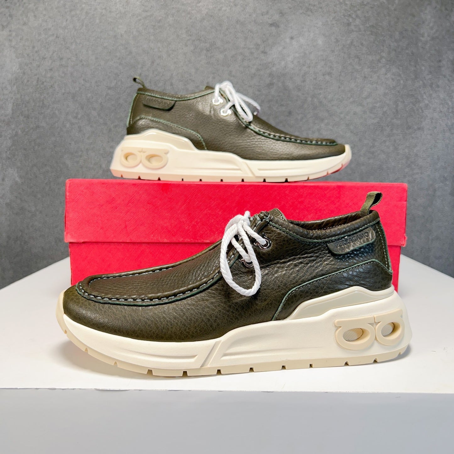 Ferragamo-040Shoes