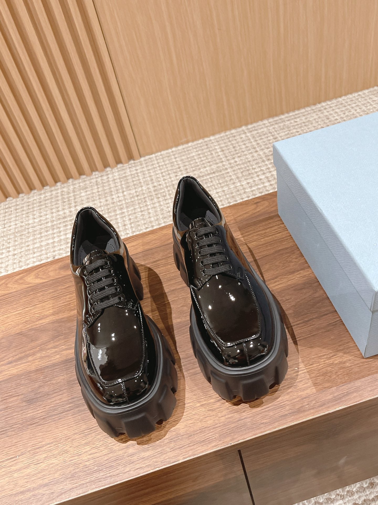 PRADA-012Shoes