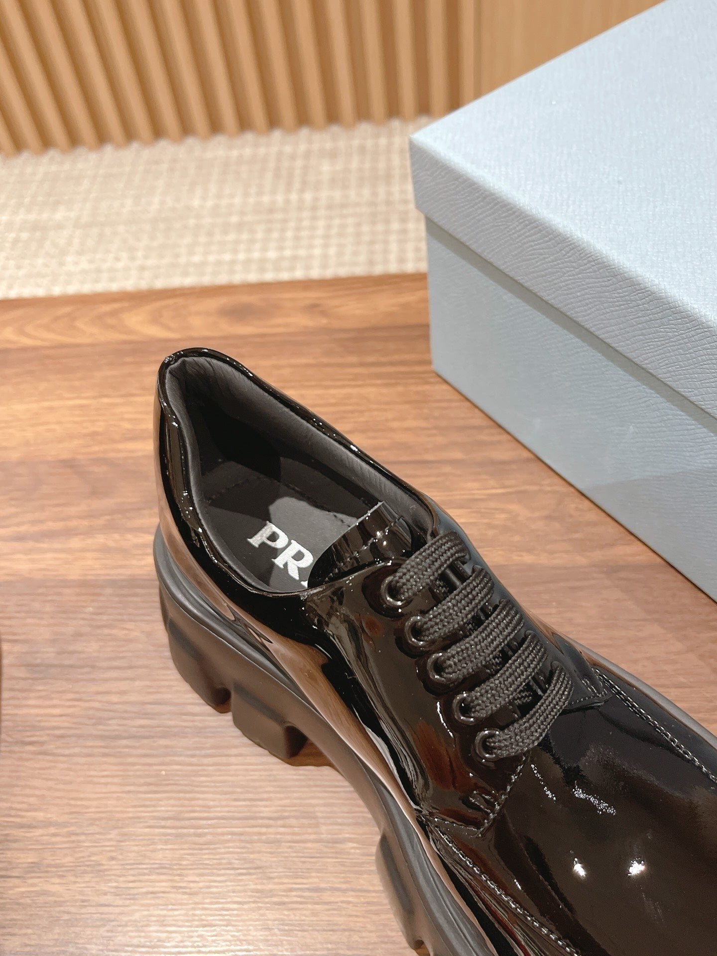 PRADA-012Shoes
