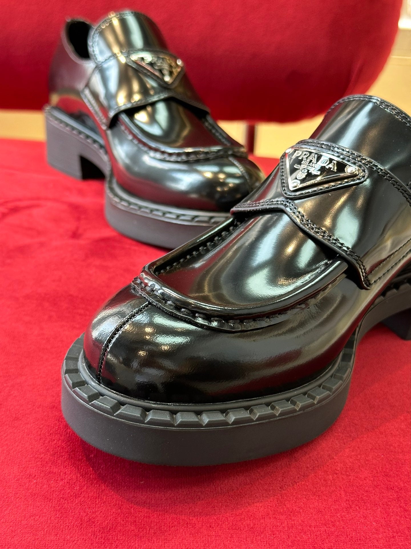 PRADA-013Shoes