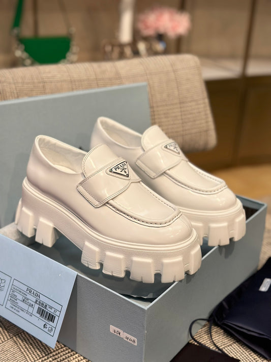 PRADA-016Shoes