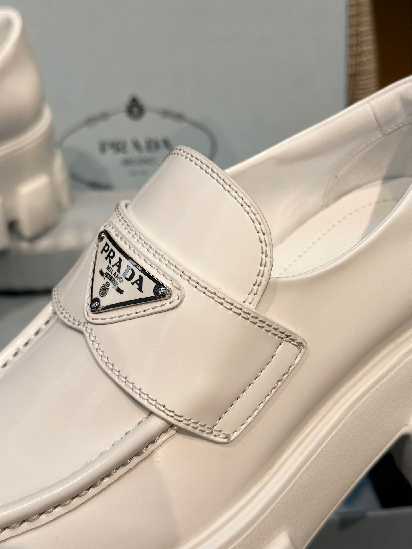 PRADA-016Shoes