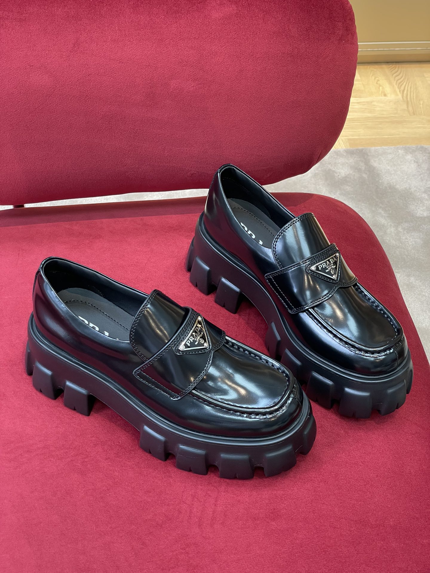 PRADA-022Shoes