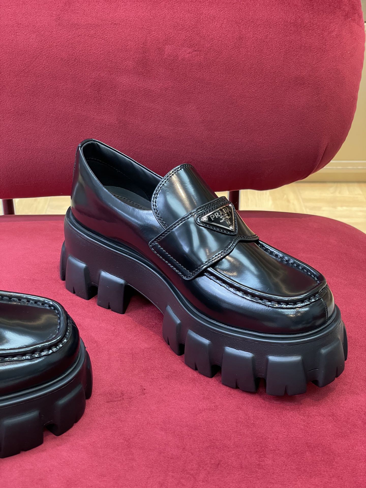PRADA-022Shoes