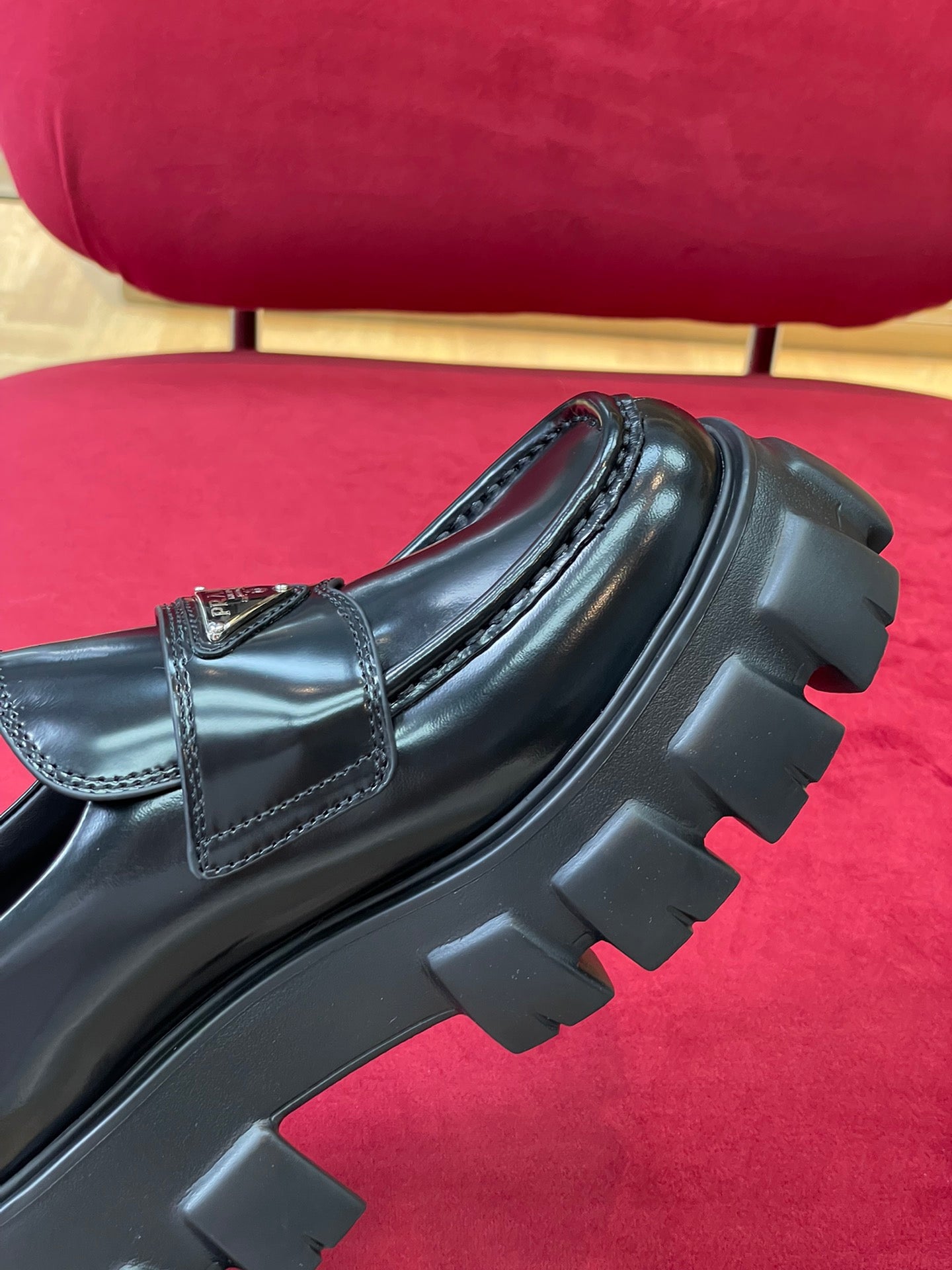 PRADA-022Shoes