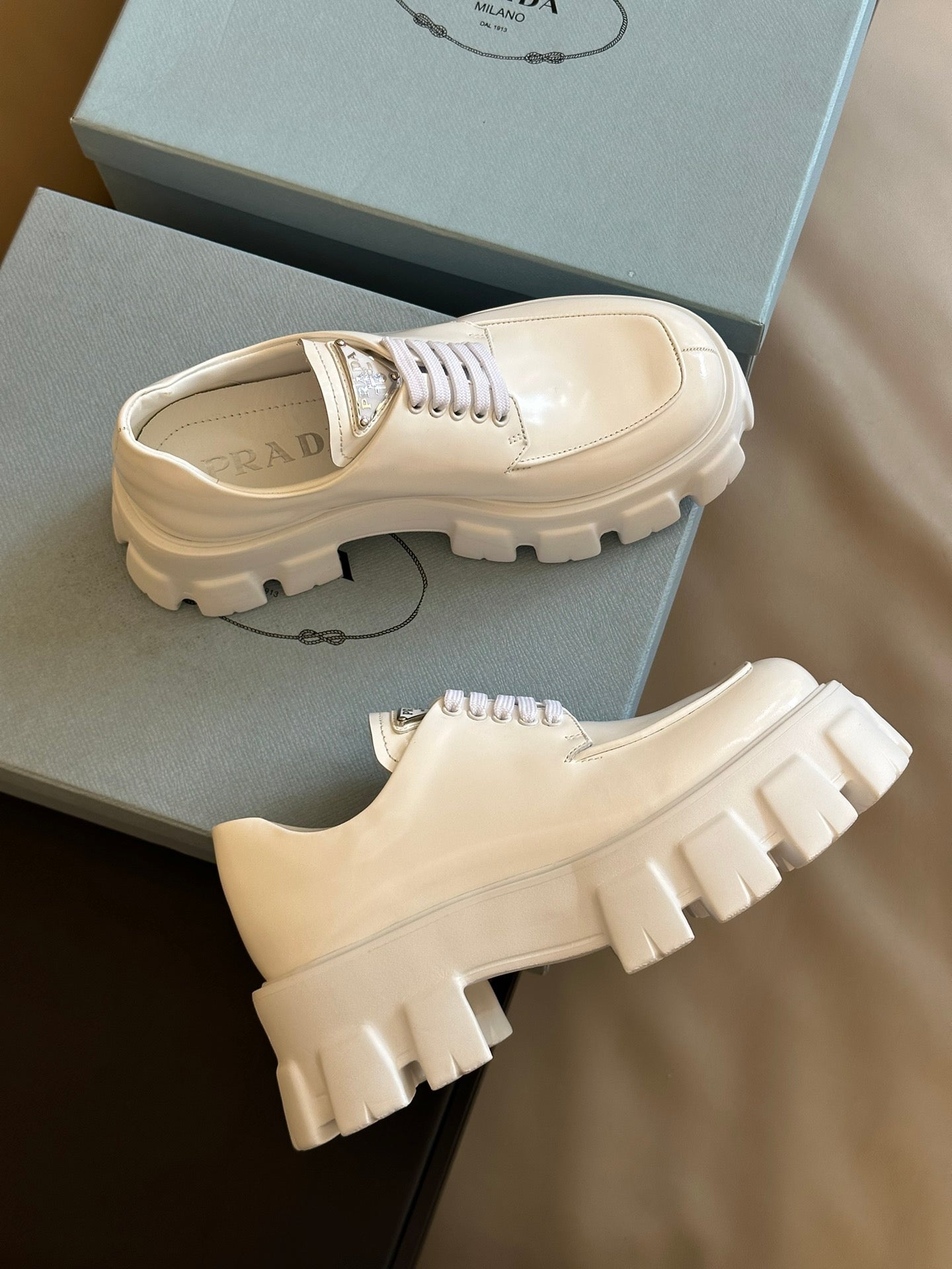 PRADA-023Shoes