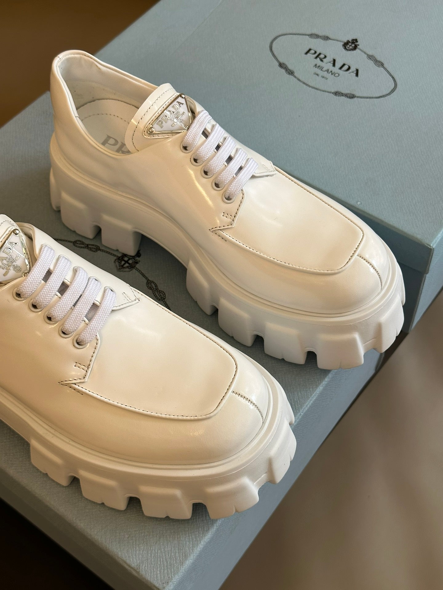 PRADA-023Shoes