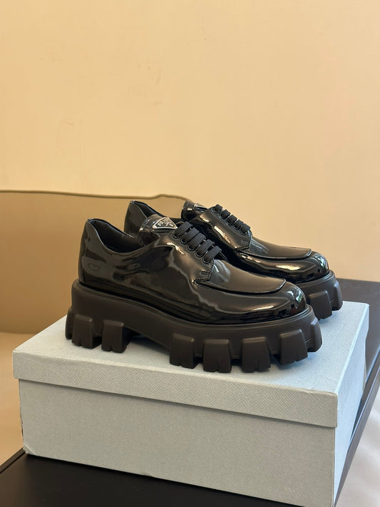 PRADA-025Shoes
