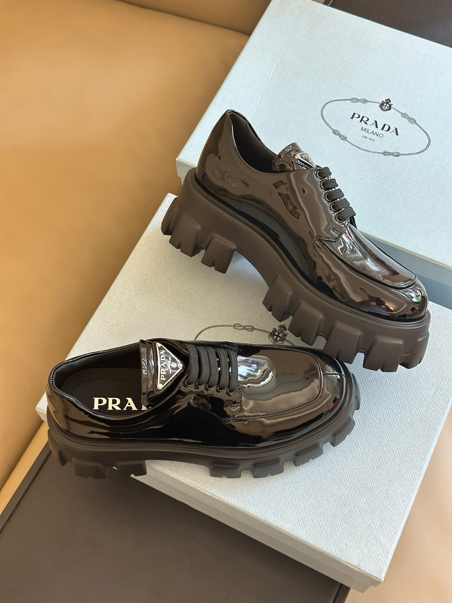 PRADA-025Shoes