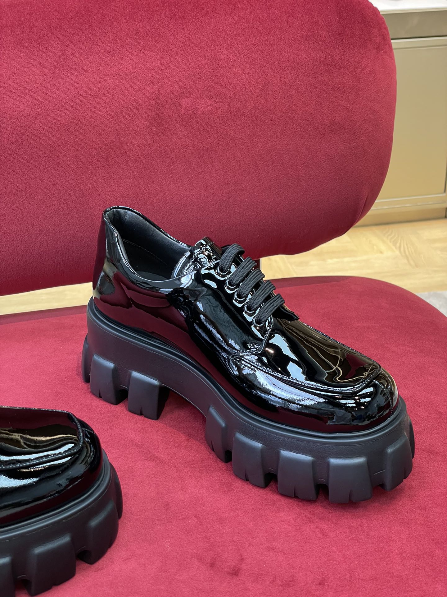 PRADA-027Shoes