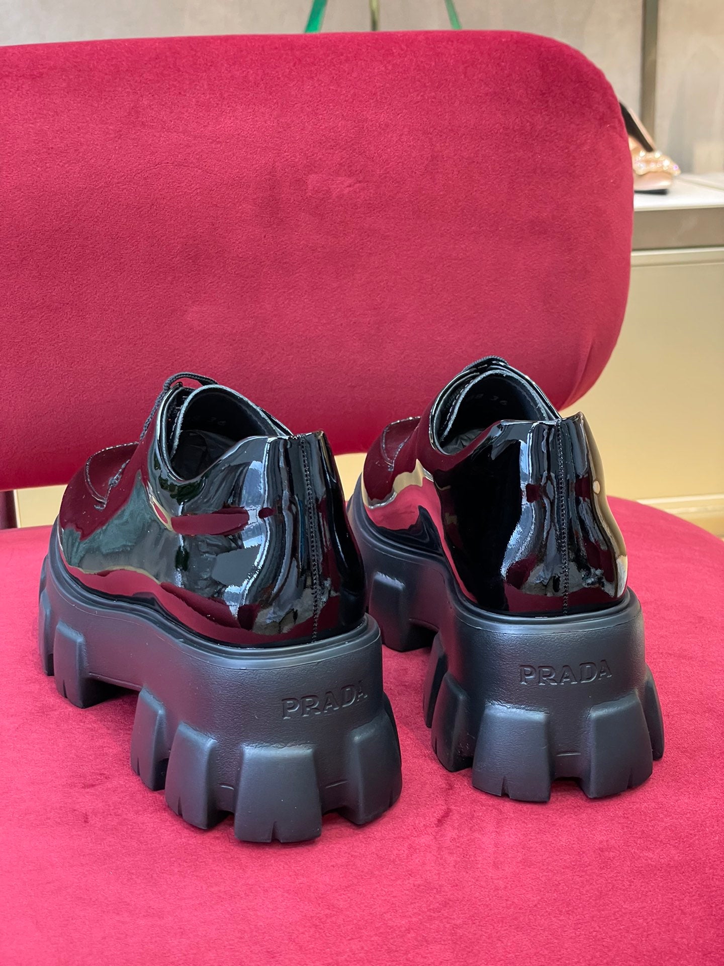 PRADA-027Shoes