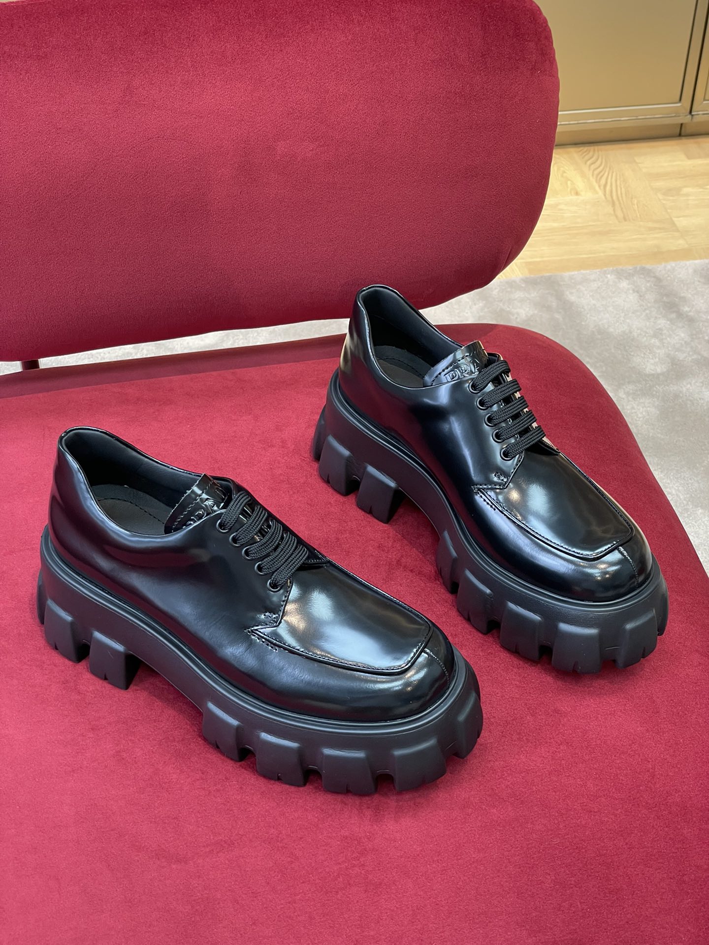 PRADA-028Shoes