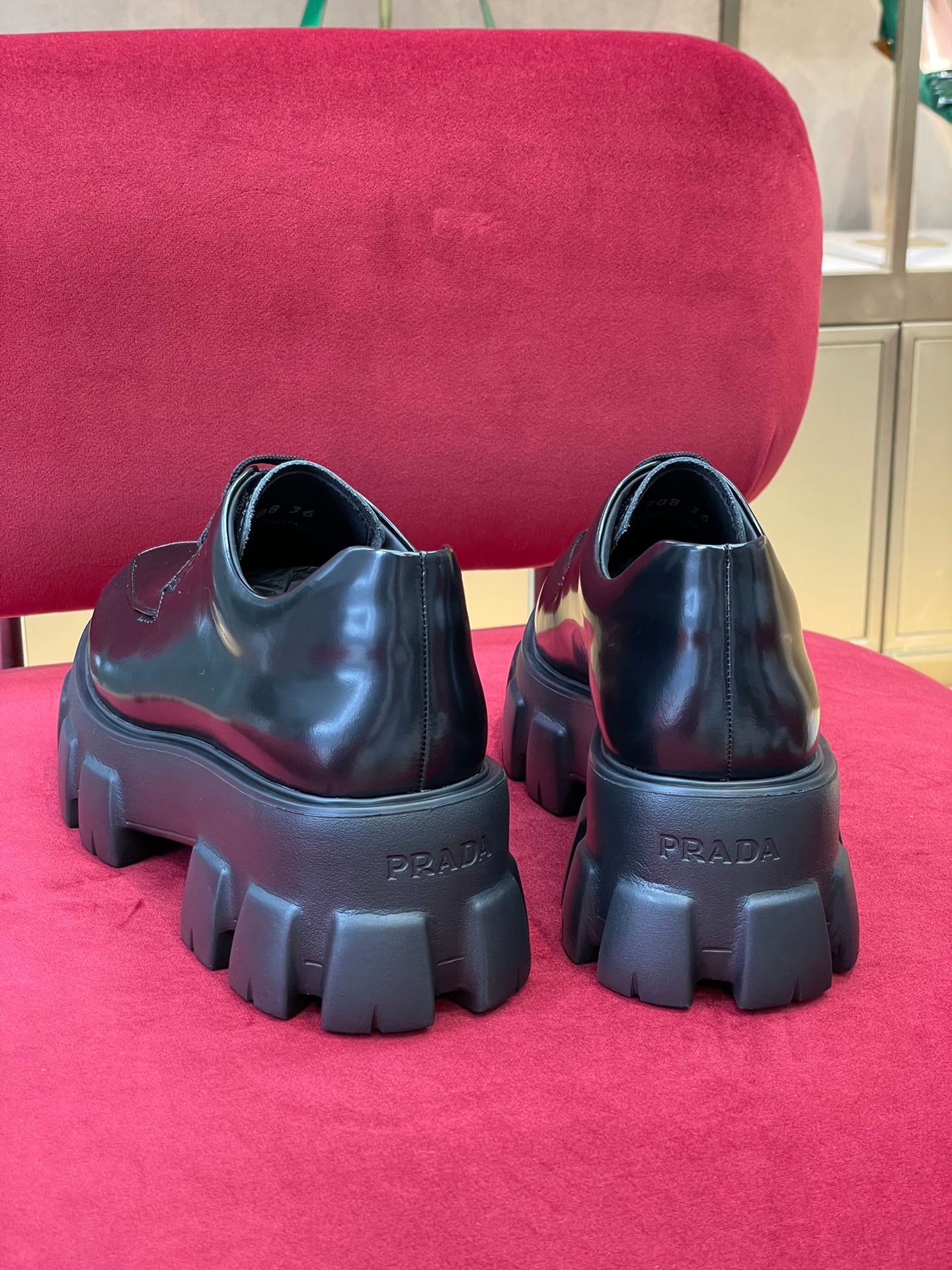 PRADA-028Shoes