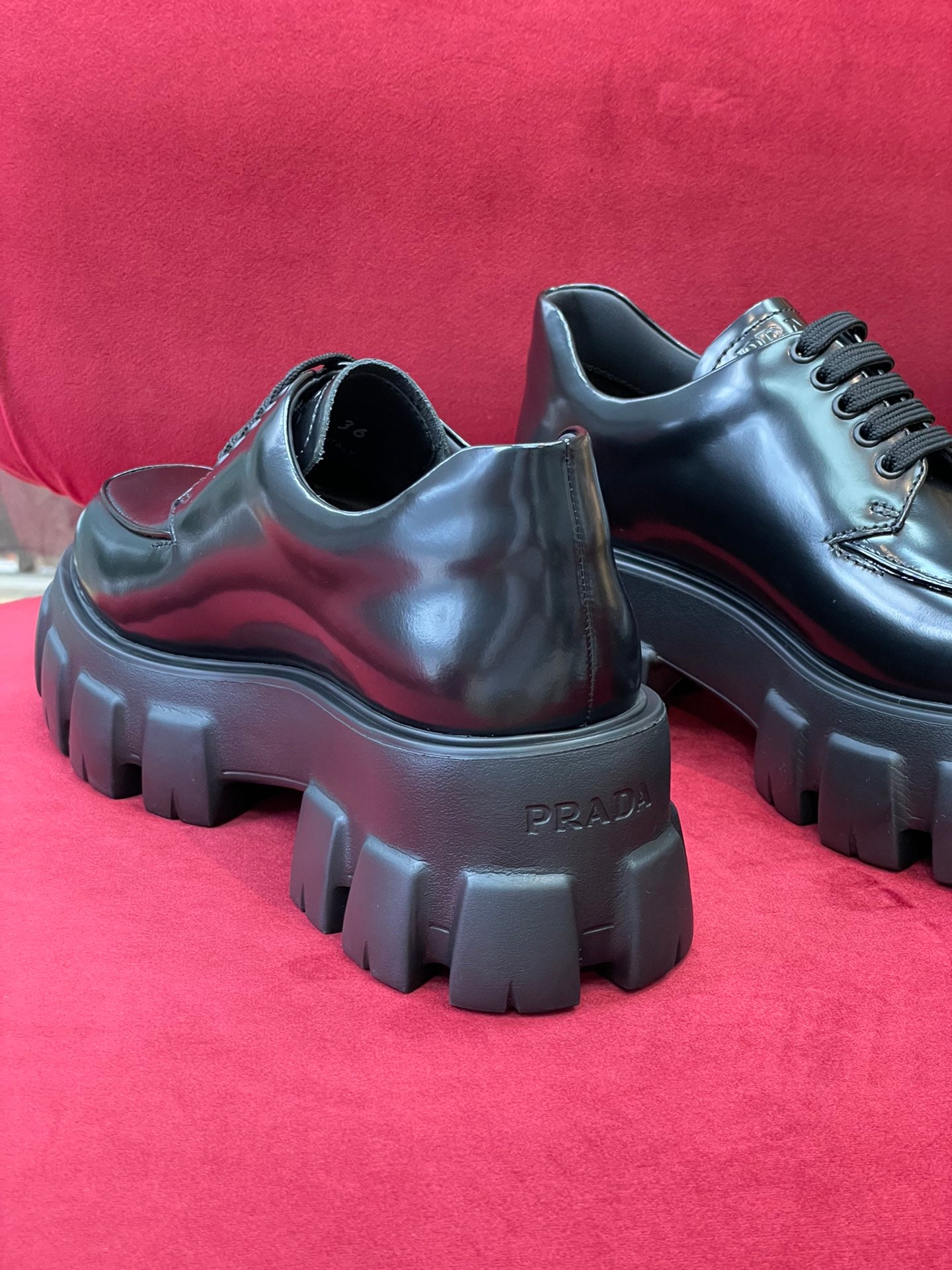 PRADA-028Shoes